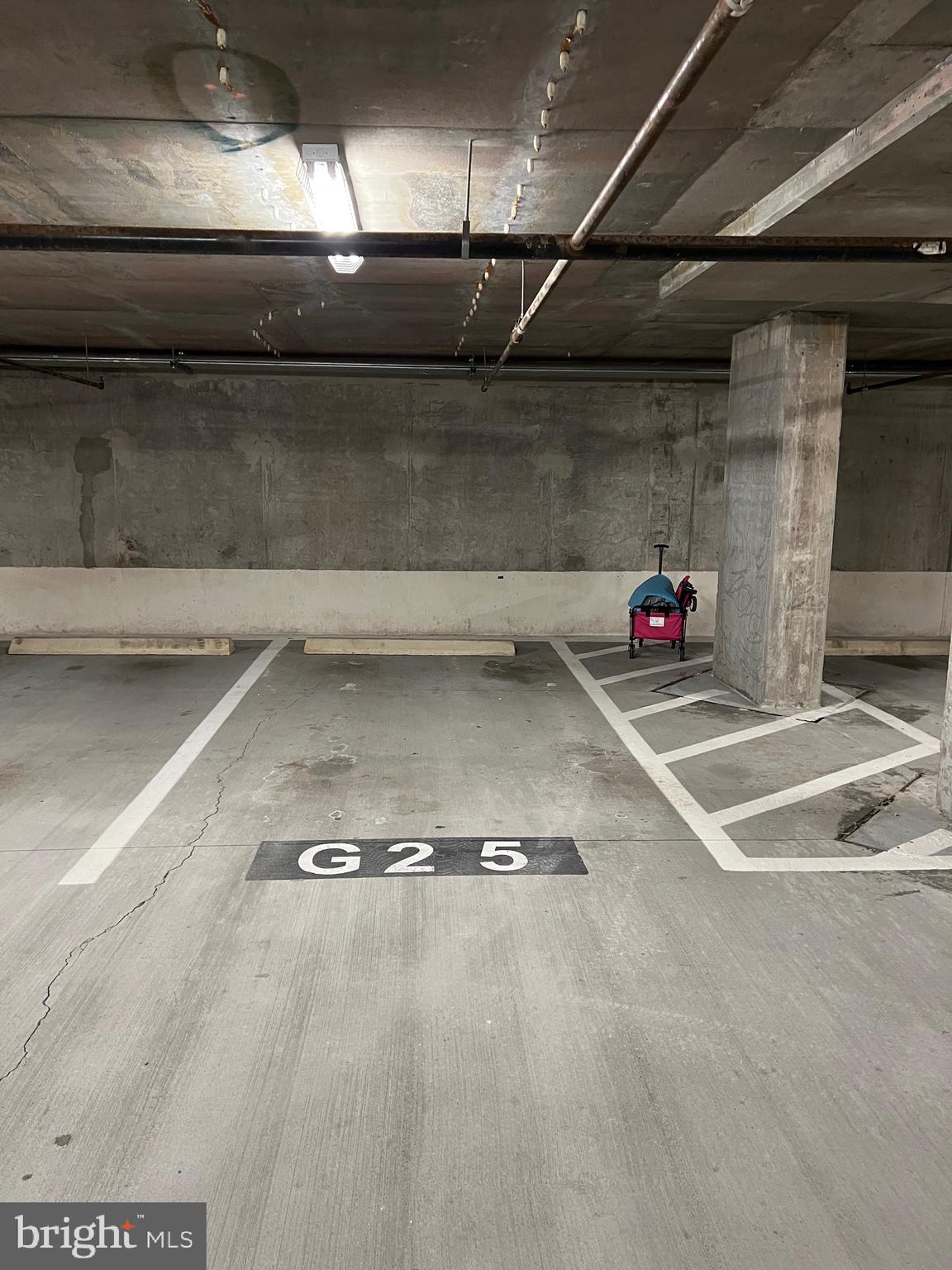 PARAMOUNT - Residential