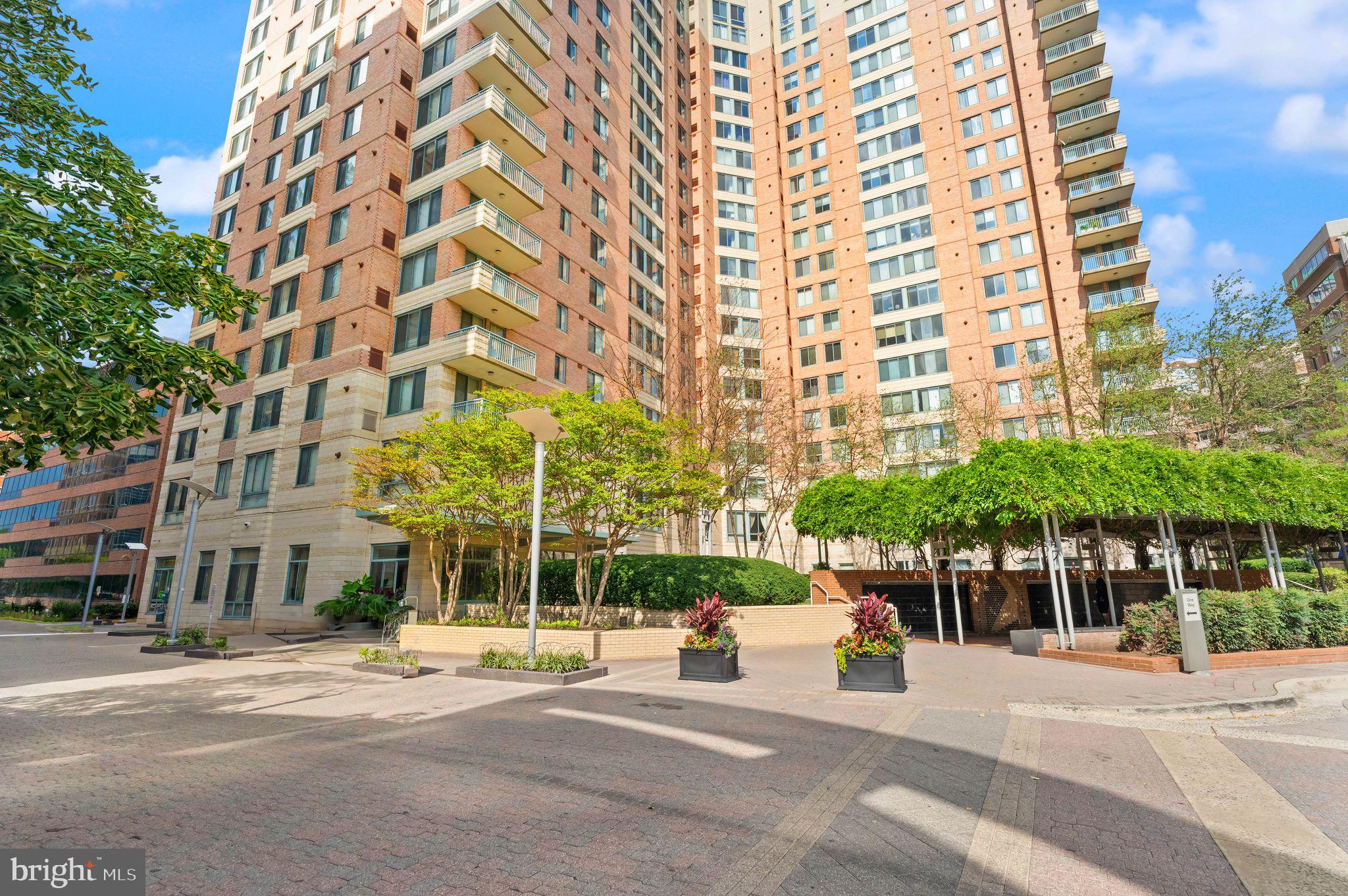 851 N GLEBE ROAD 1309