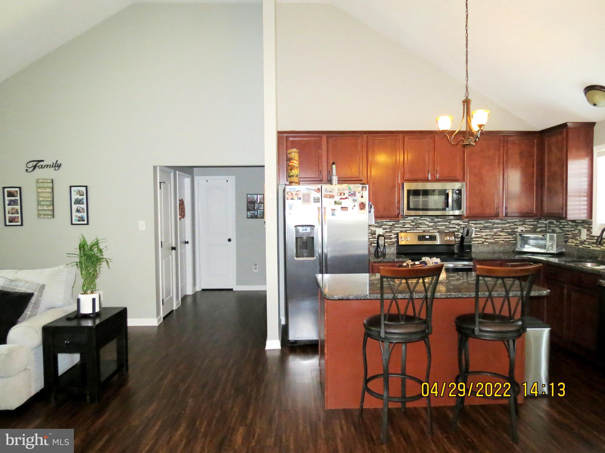 SPRING HILL - Residential