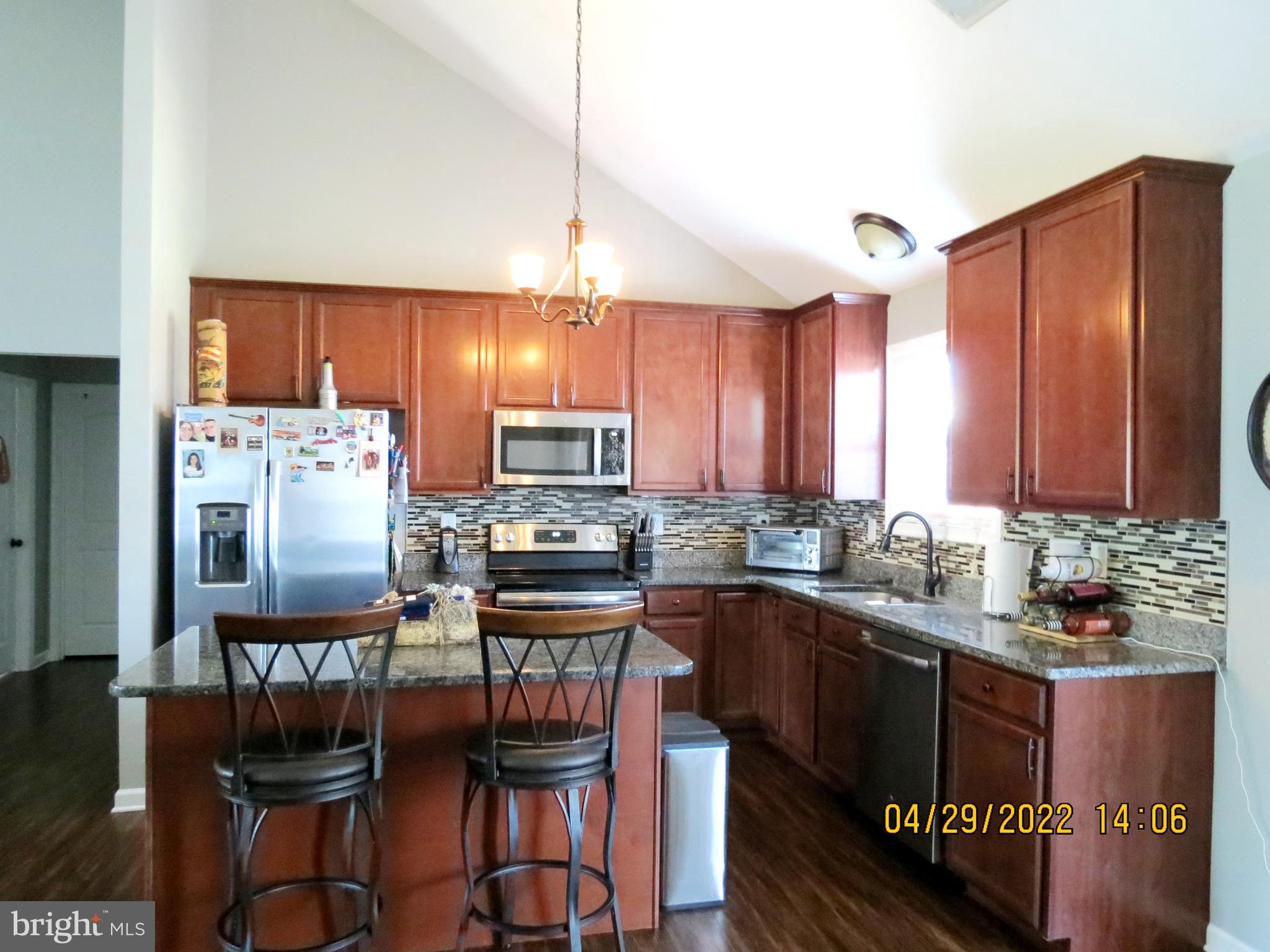 SPRING HILL - Residential