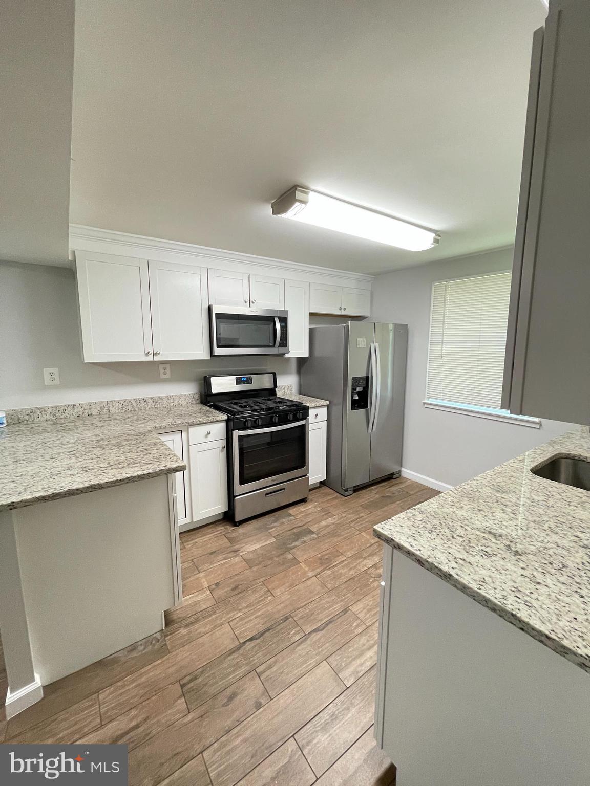 DALE CITY - Residential Lease