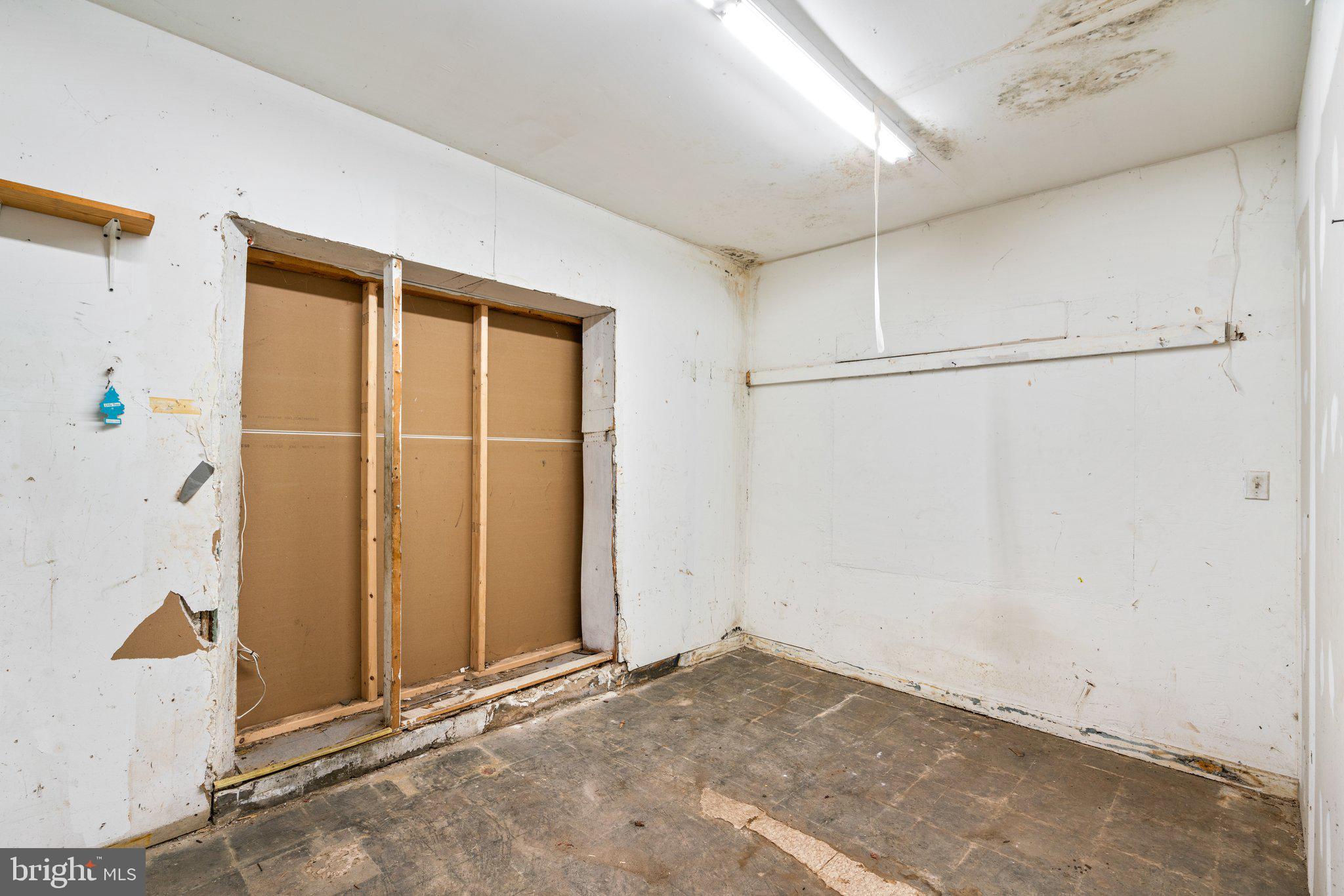 NONE AVAILABLE - Residential Income