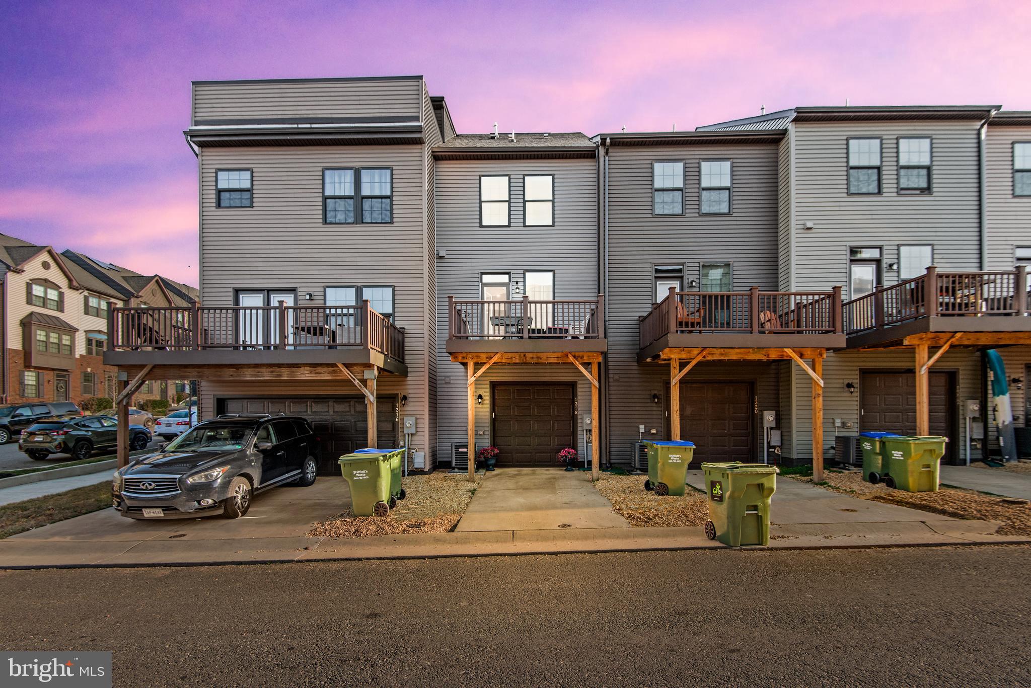 FREDERICKSBURG - Residential