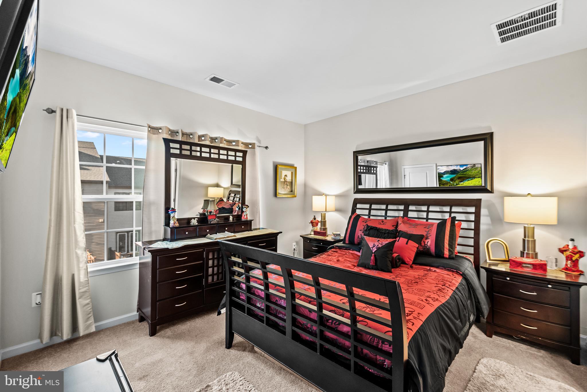 FREDERICKSBURG - Residential