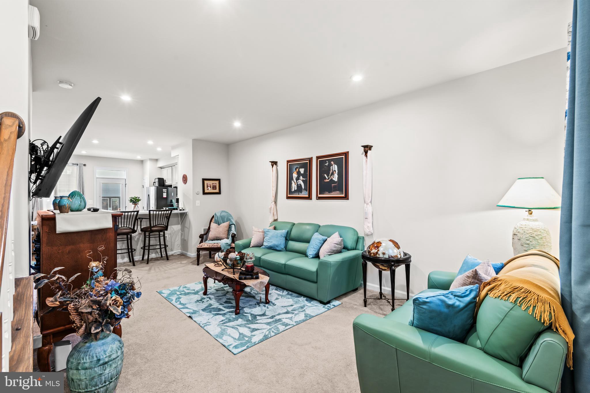 FREDERICKSBURG - Residential