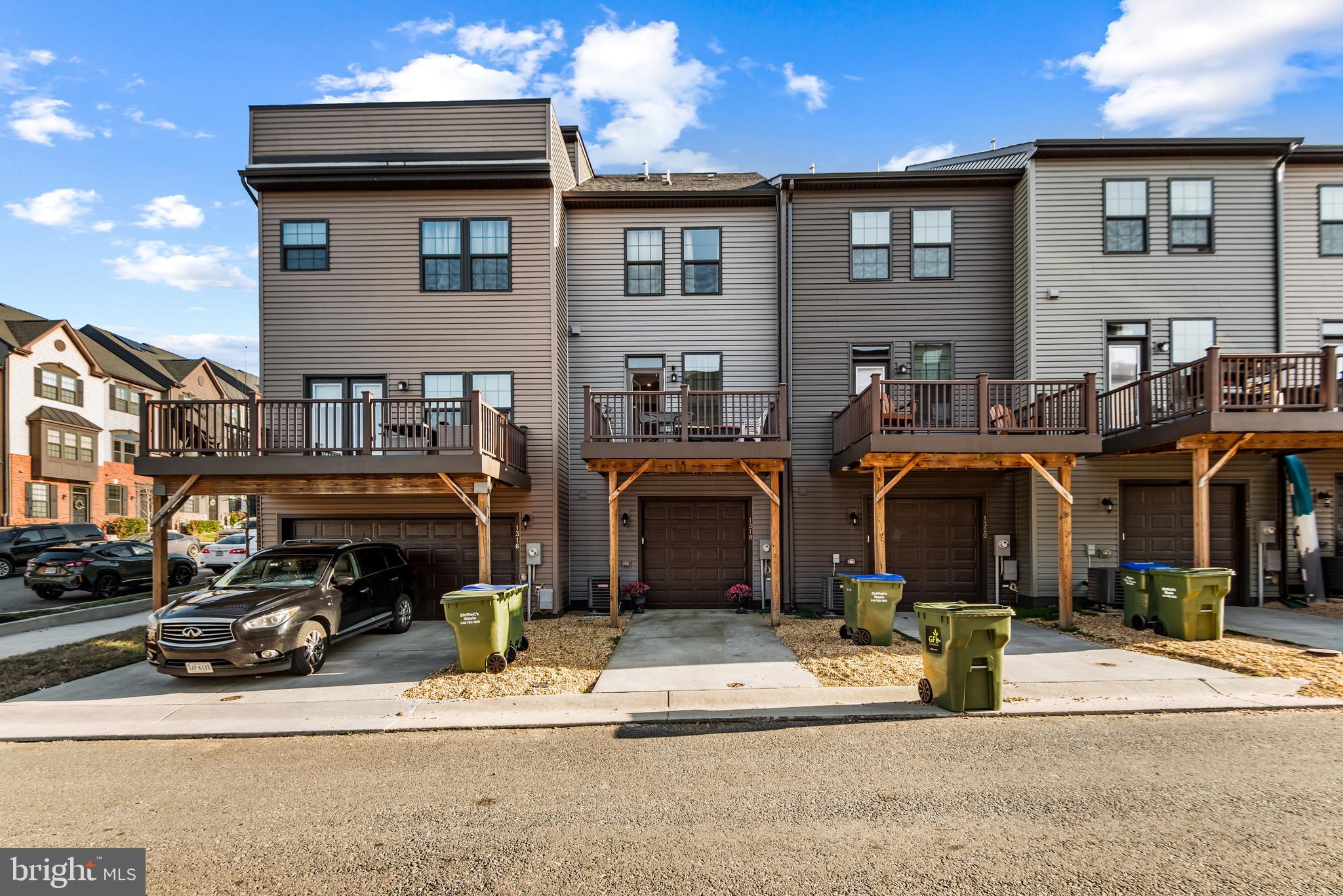 FREDERICKSBURG - Residential