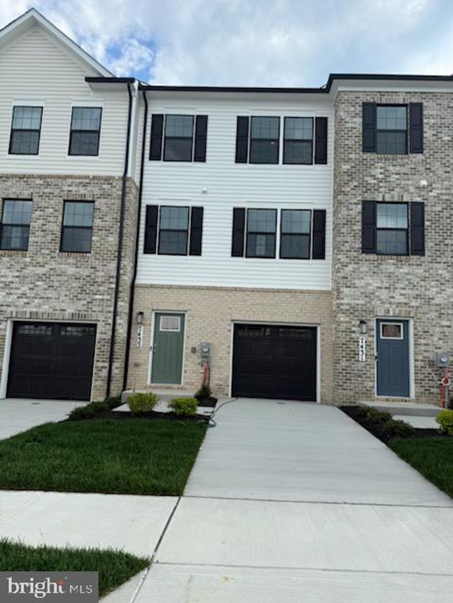 Brand new Never lived in, Excellent 3 level townhome in Calm Retreat community with 4 bedrooms,3.5 baths, & 1-car garage,2000 sq feet of living space! Kitchen and all bathrooms includes Granite counters, Brown Maple cabinetry & stainless steel appliances. Hardwood floors on entire main living level and lower level. Large master Bedroom with upgraded tile floors and  dual vanities, Granite counters and large walk-in shower. Convenient laundry on bedroom level. Enjoy beautiful common area in the front, as well as a deck off the Kitchen. Show & Rent today.