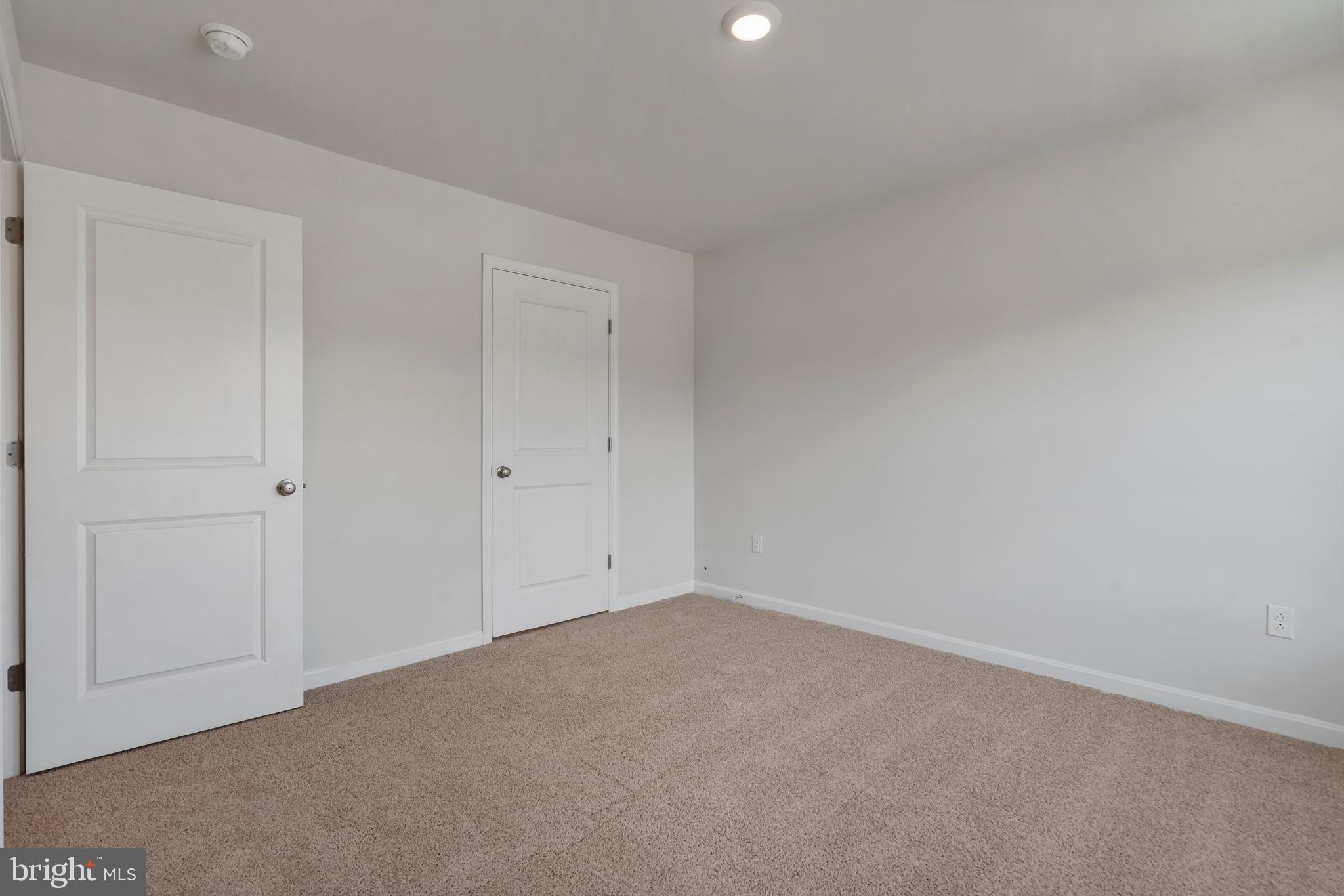 WOODYARD STATION - Residential Lease