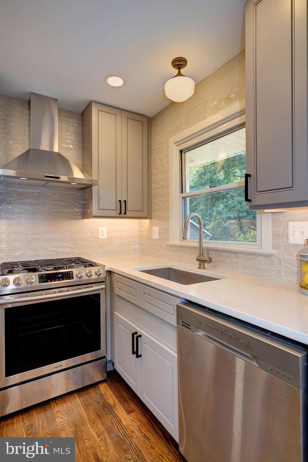 BELLE HAVEN - Residential