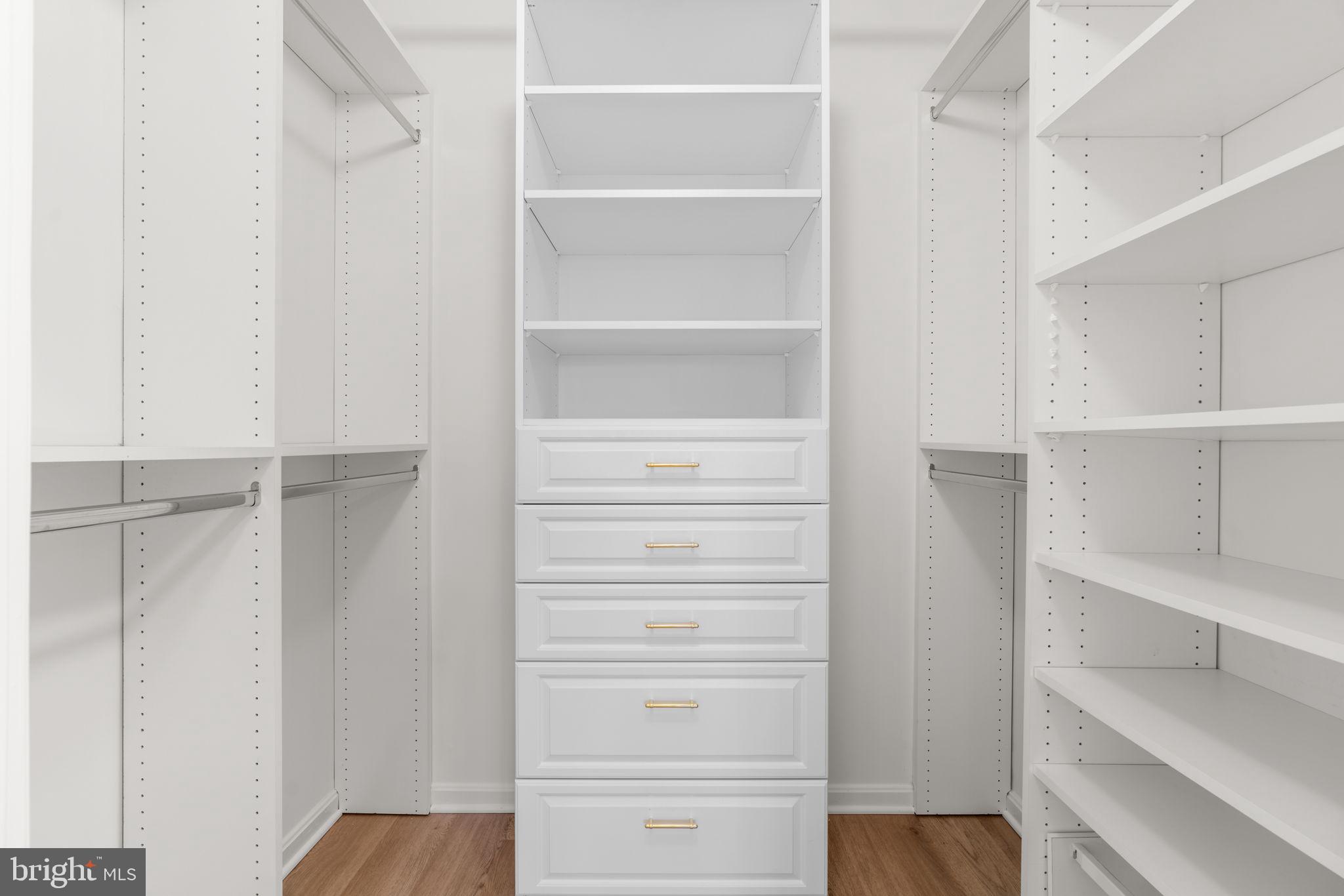 CREEKSIDE AT LEISURE WORLD - Residential