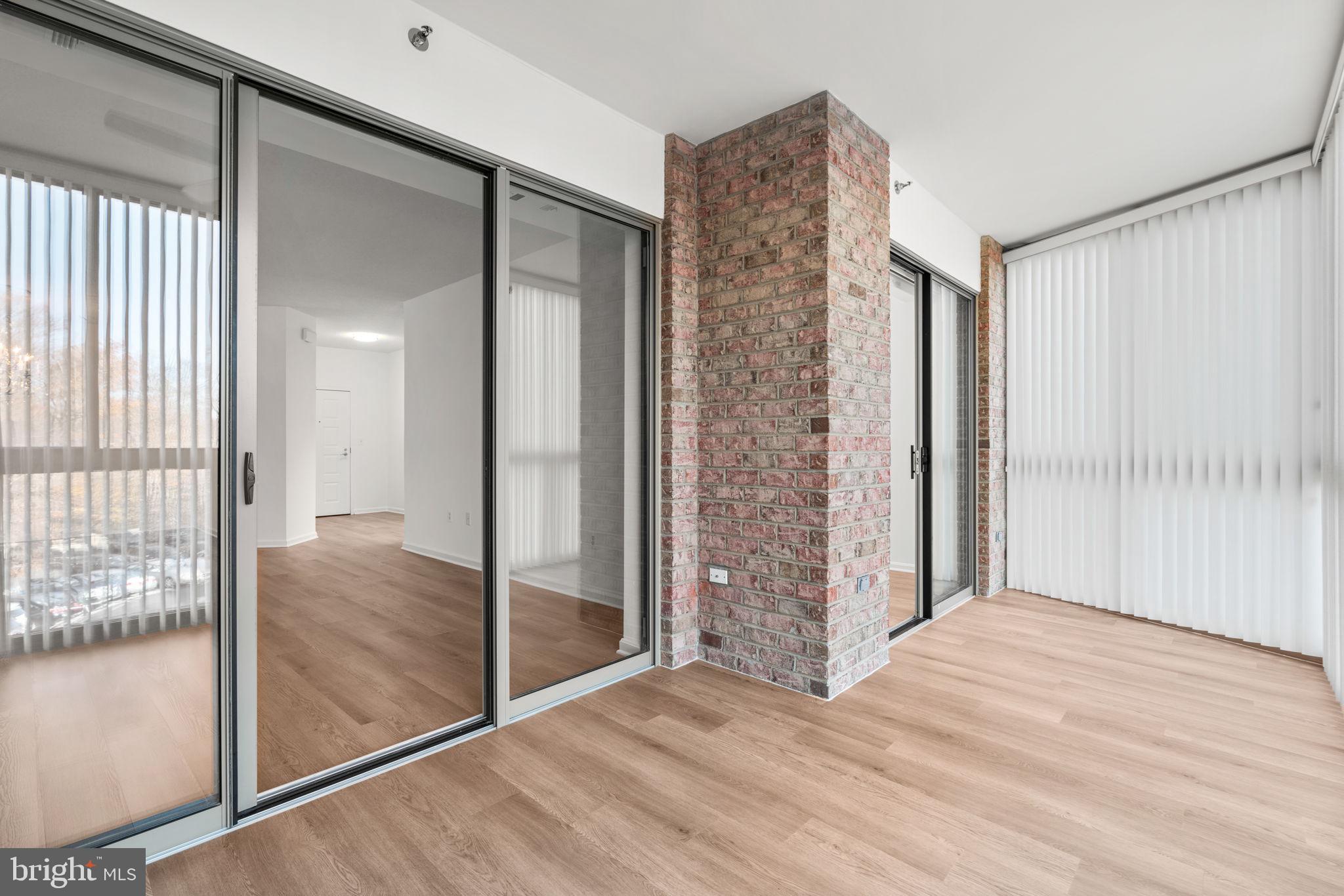 CREEKSIDE AT LEISURE WORLD - Residential