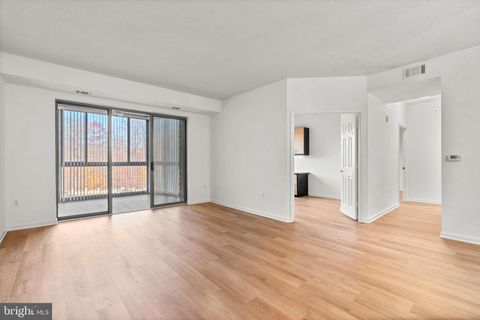 Homes For Sale - 2901 S Leisure World Boulevard #233<br/> SILVER SPRING, MD 20906