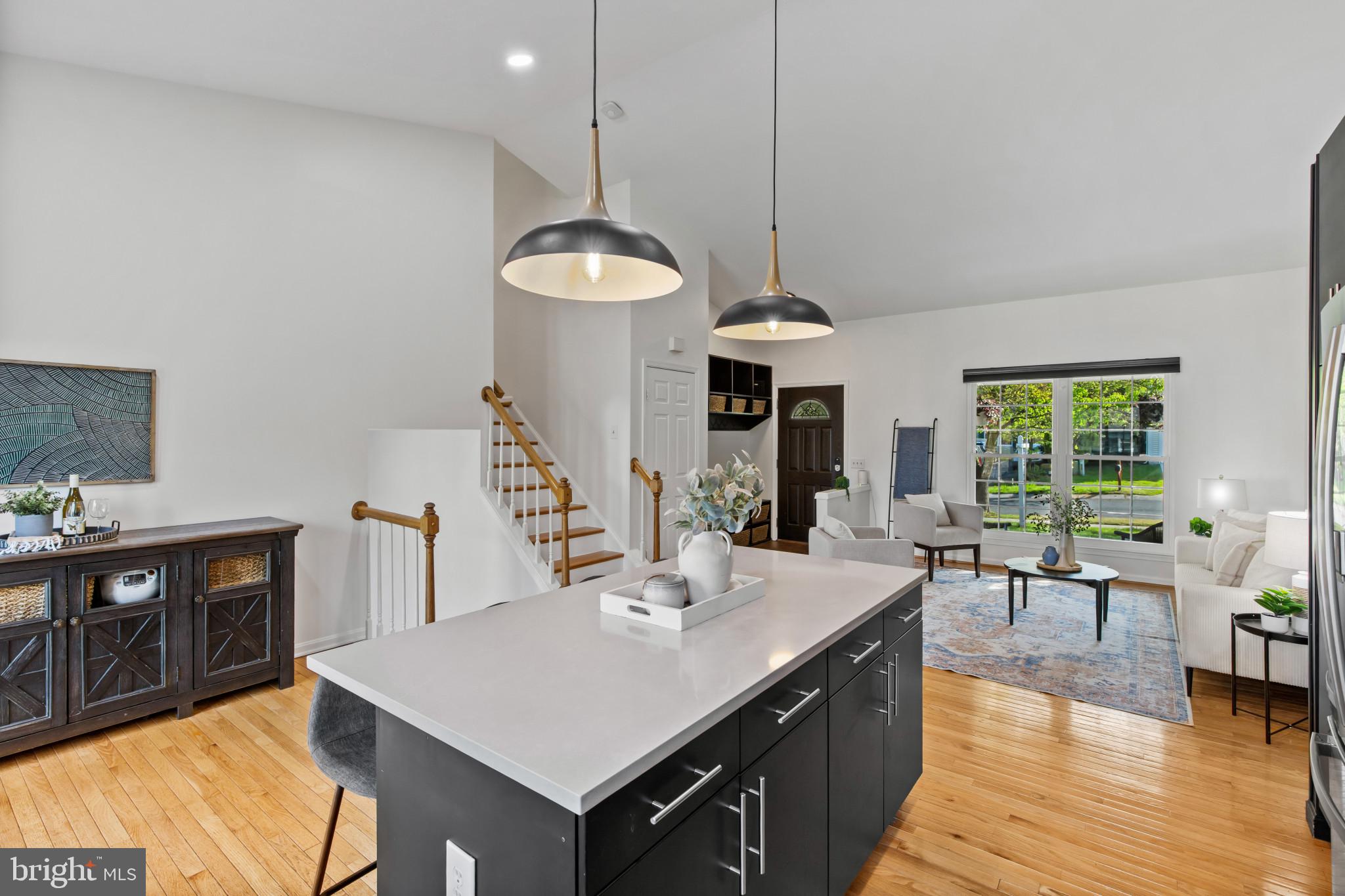 THE PROVINCES - Residential