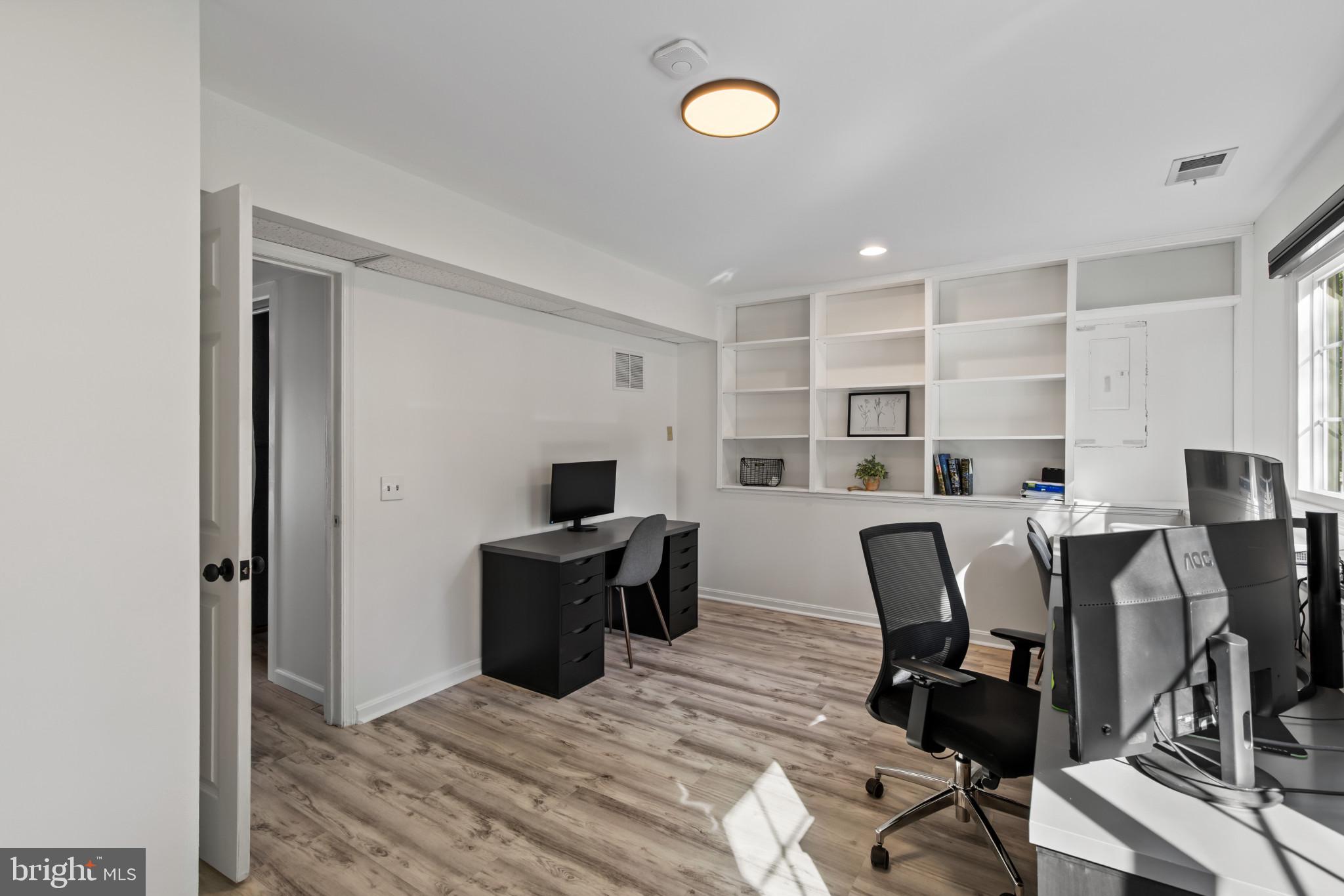 THE PROVINCES - Residential