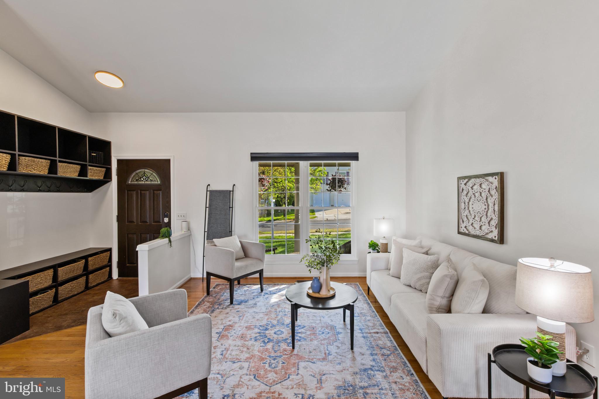 THE PROVINCES - Residential