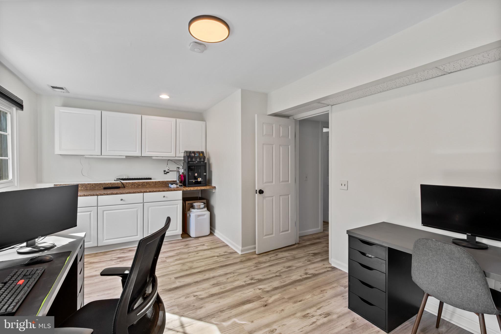 THE PROVINCES - Residential