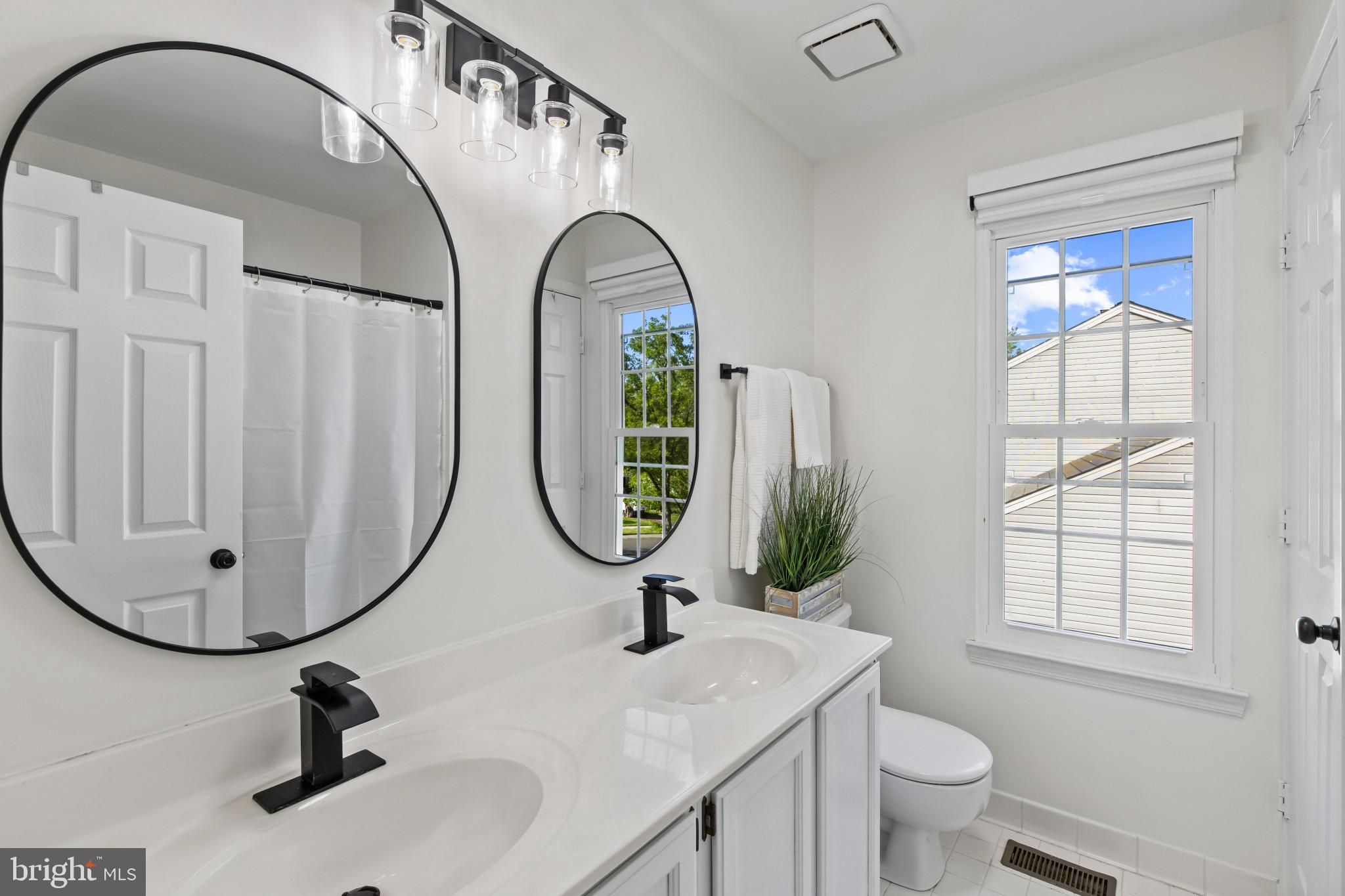 THE PROVINCES - Residential