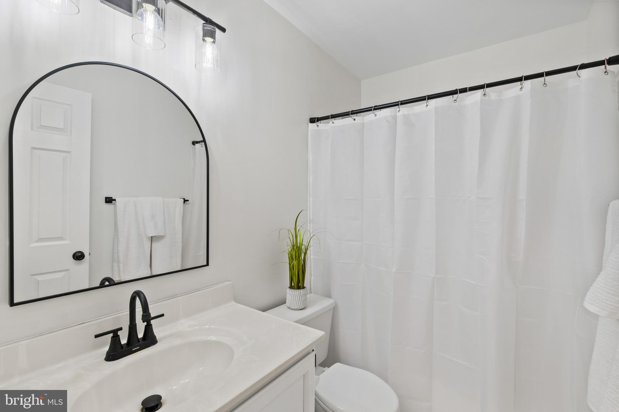 THE PROVINCES - Residential