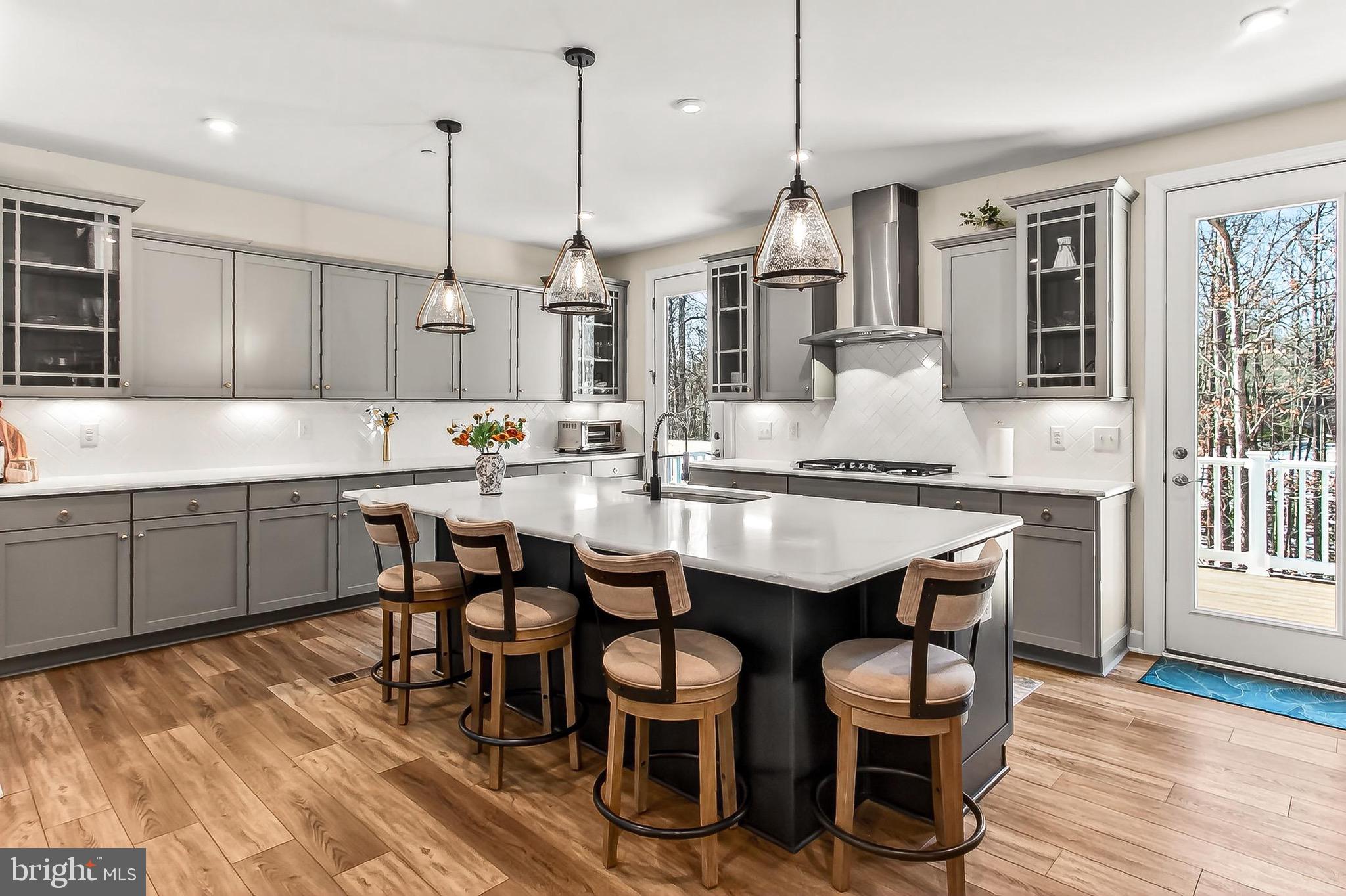 PENDER OAKS - Residential