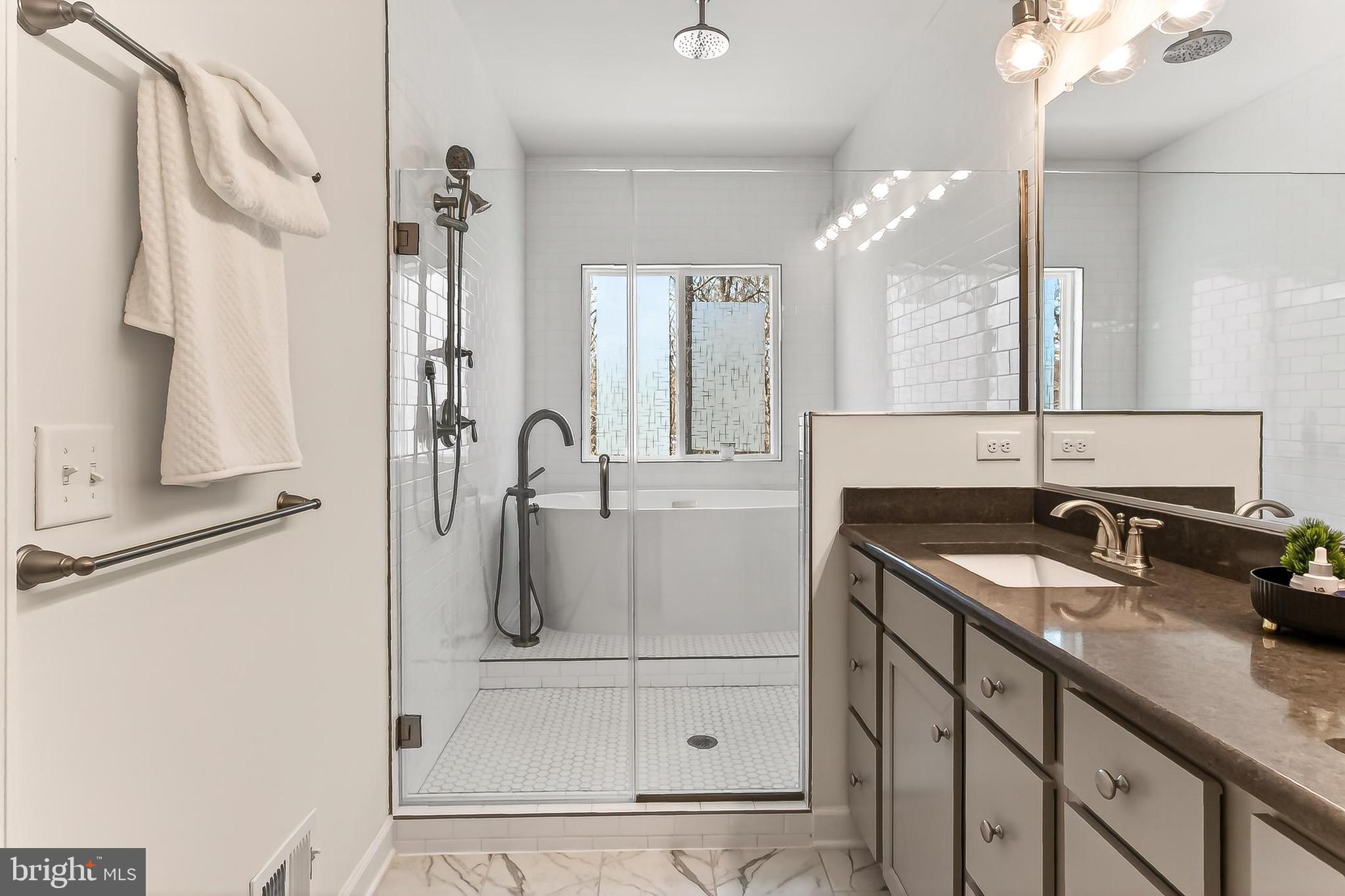 PENDER OAKS - Residential