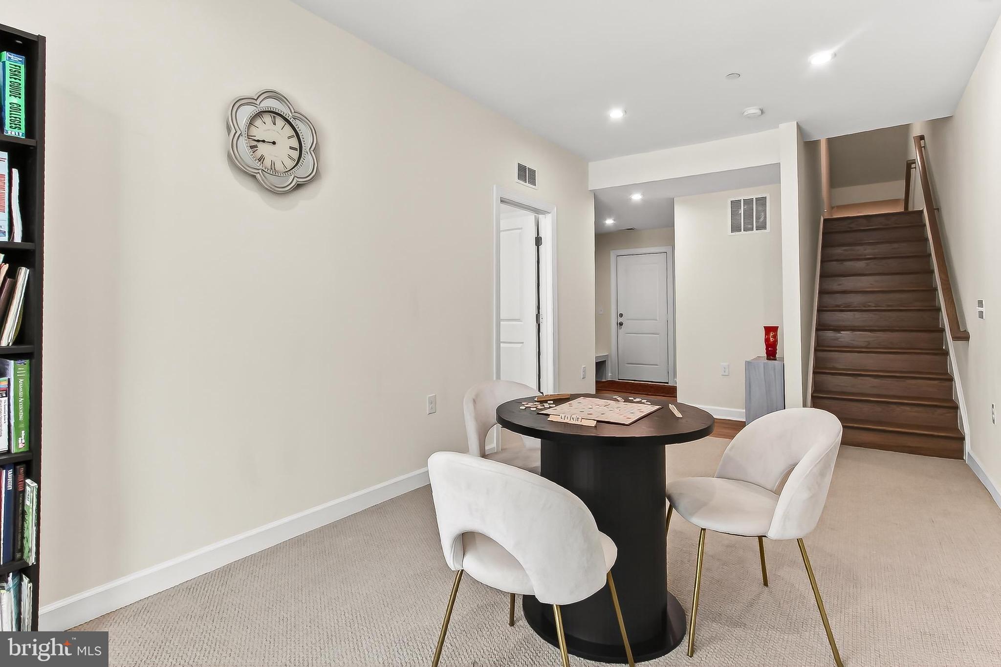 PENDER OAKS - Residential