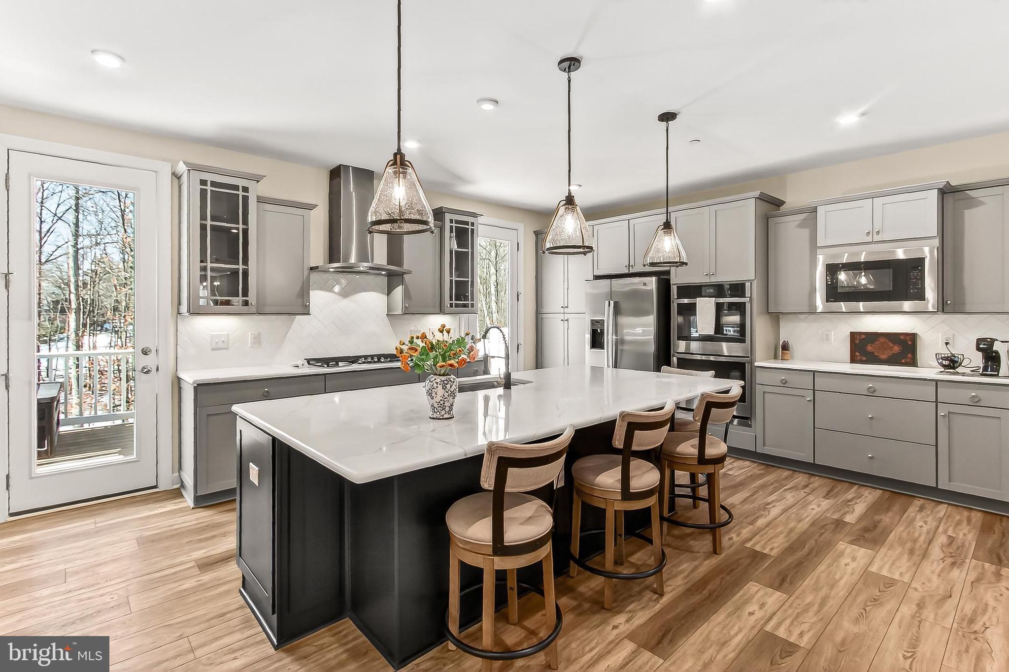 PENDER OAKS - Residential