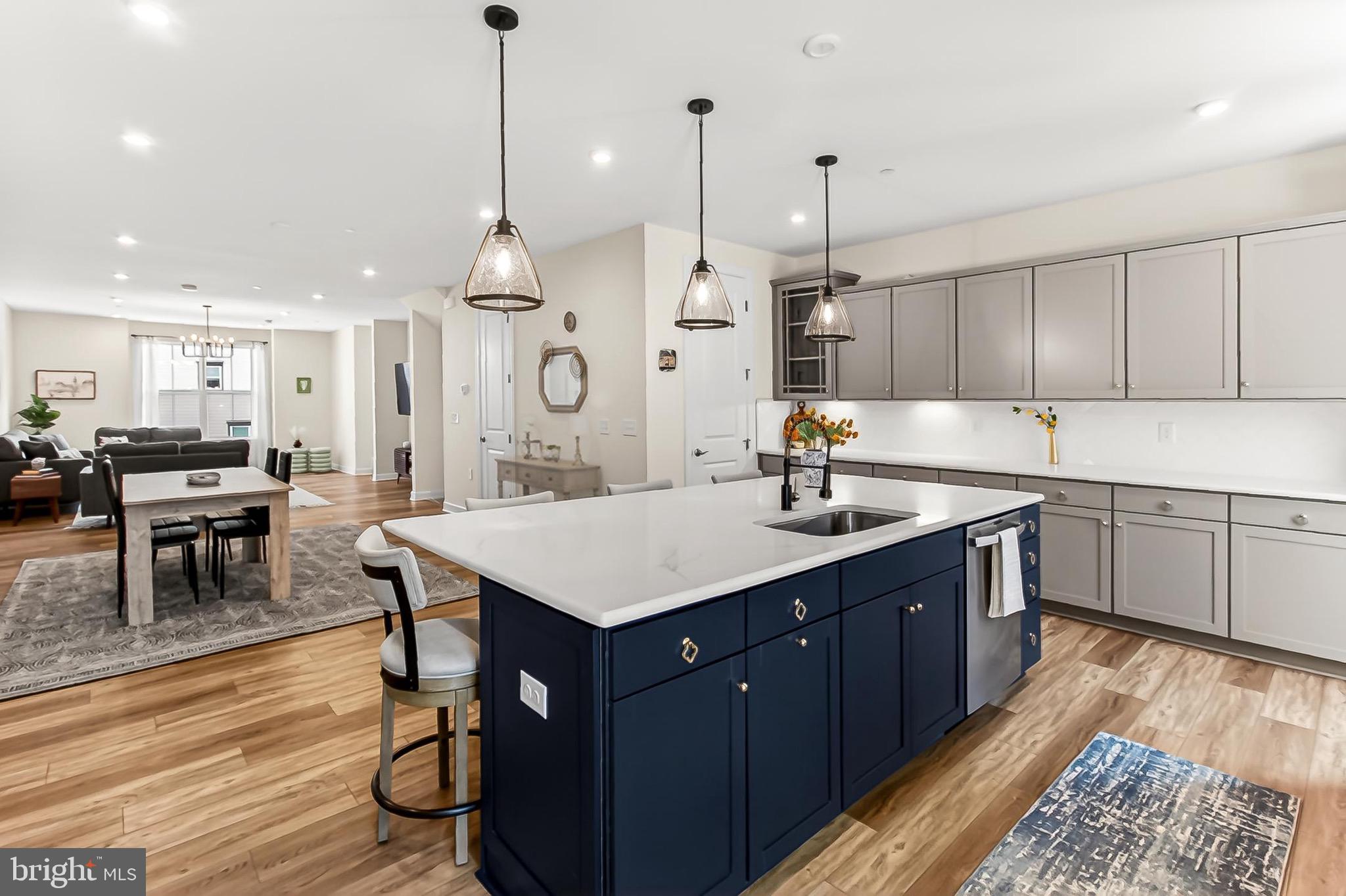 PENDER OAKS - Residential