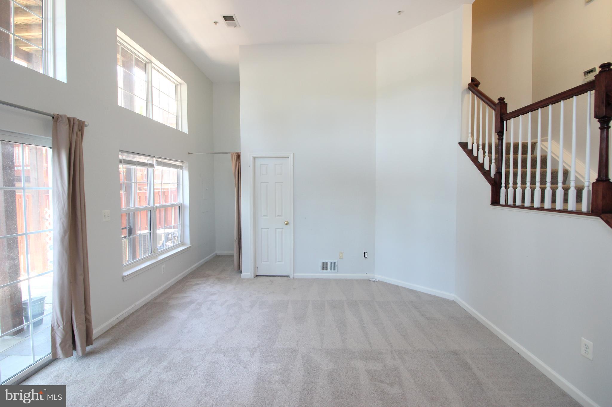 KINGSTOWNE - Residential Lease