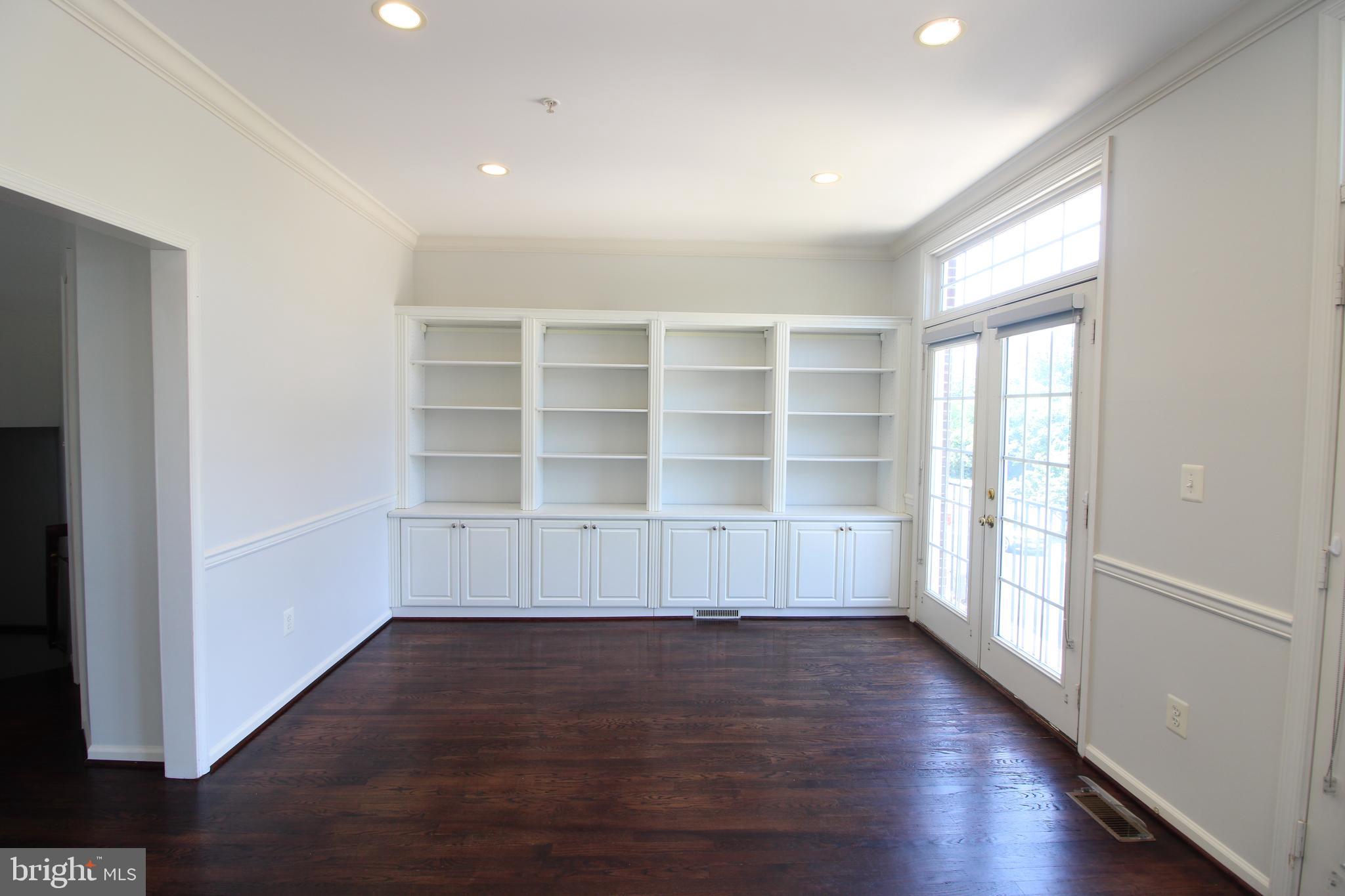 KINGSTOWNE - Residential Lease