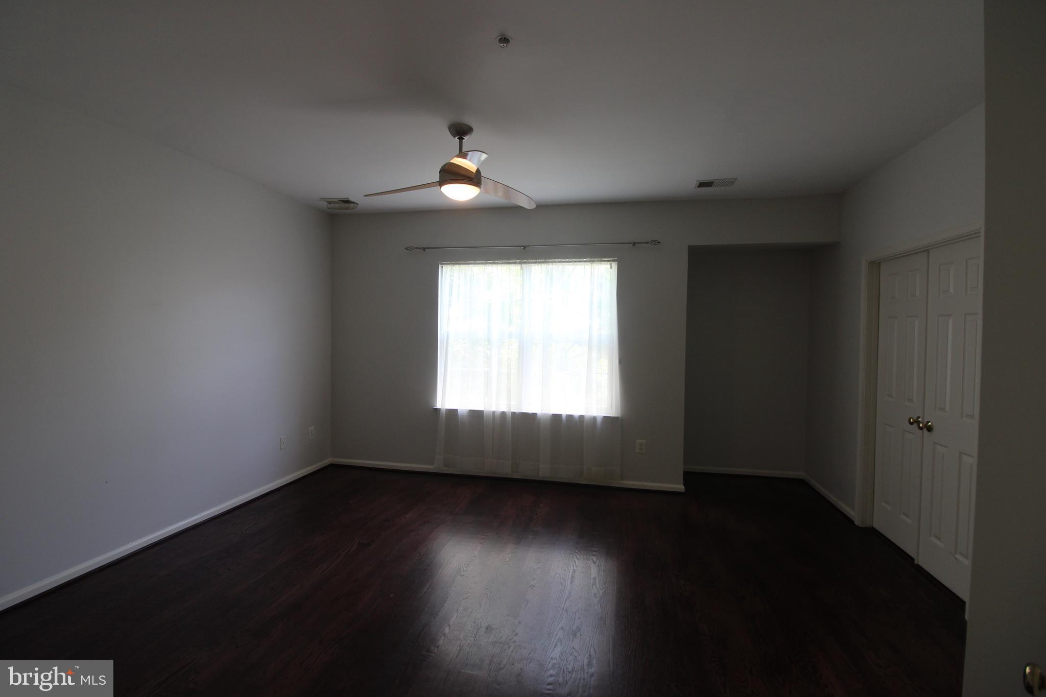 KINGSTOWNE - Residential Lease