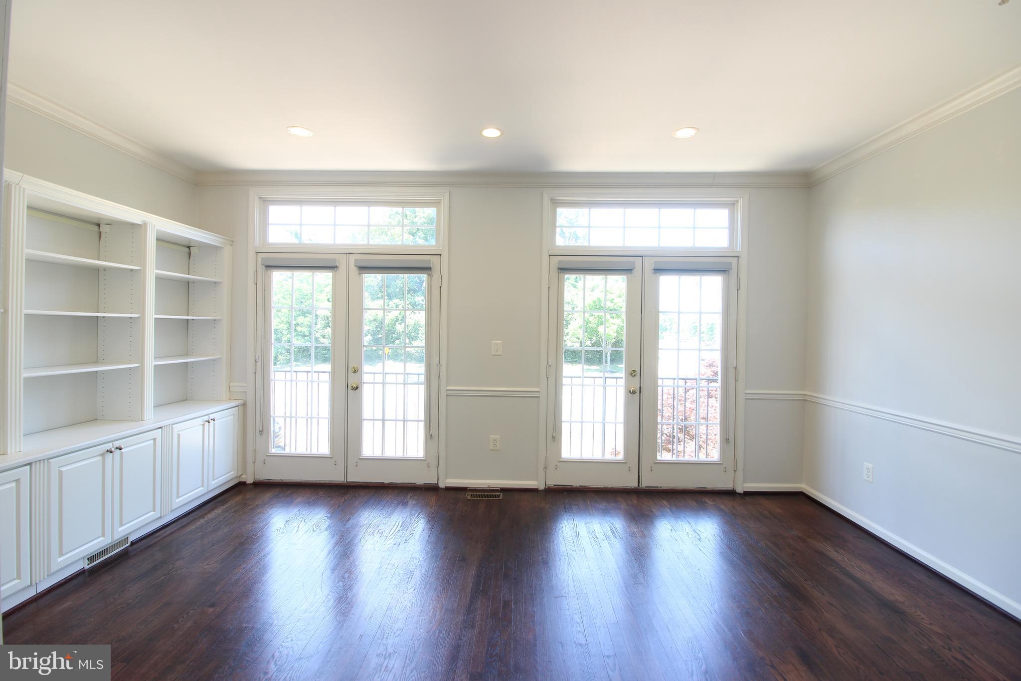 KINGSTOWNE - Residential Lease