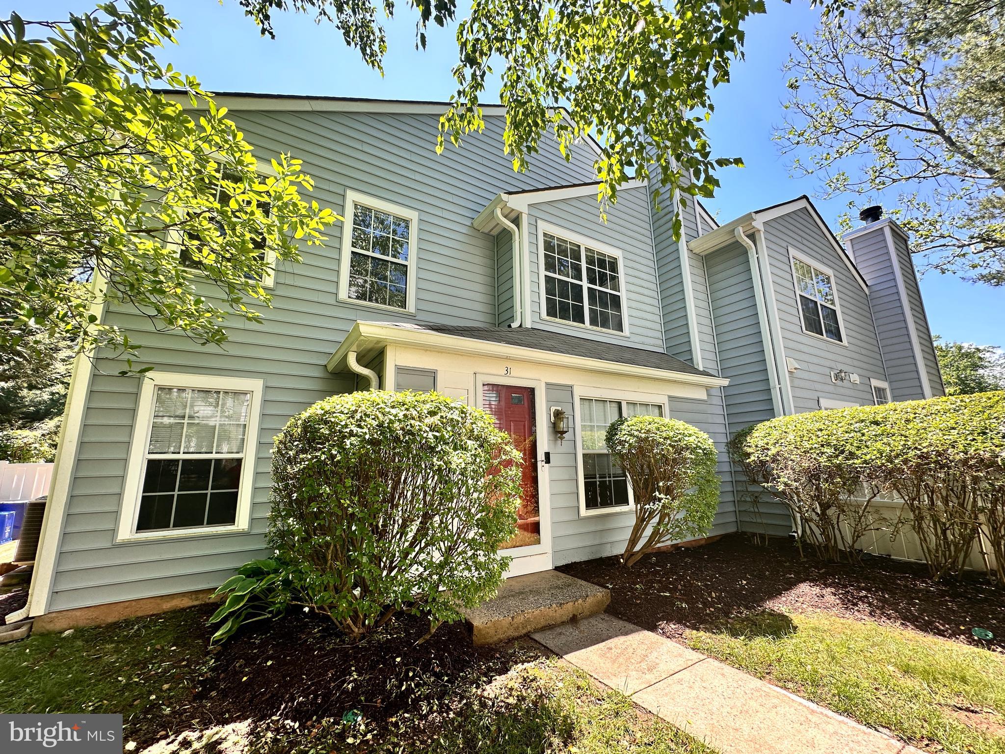 MANCHESTER FARM - Residential Lease