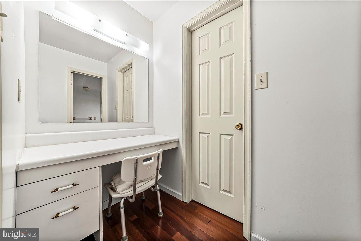 GWYNMONT FARMS - Residential