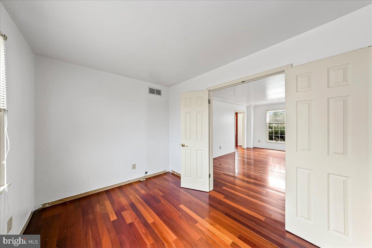 GWYNMONT FARMS - Residential