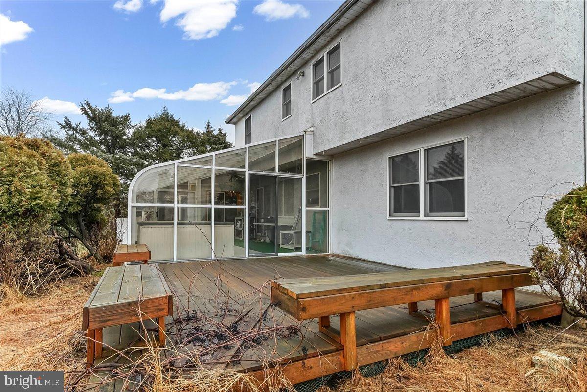 GWYNMONT FARMS - Residential