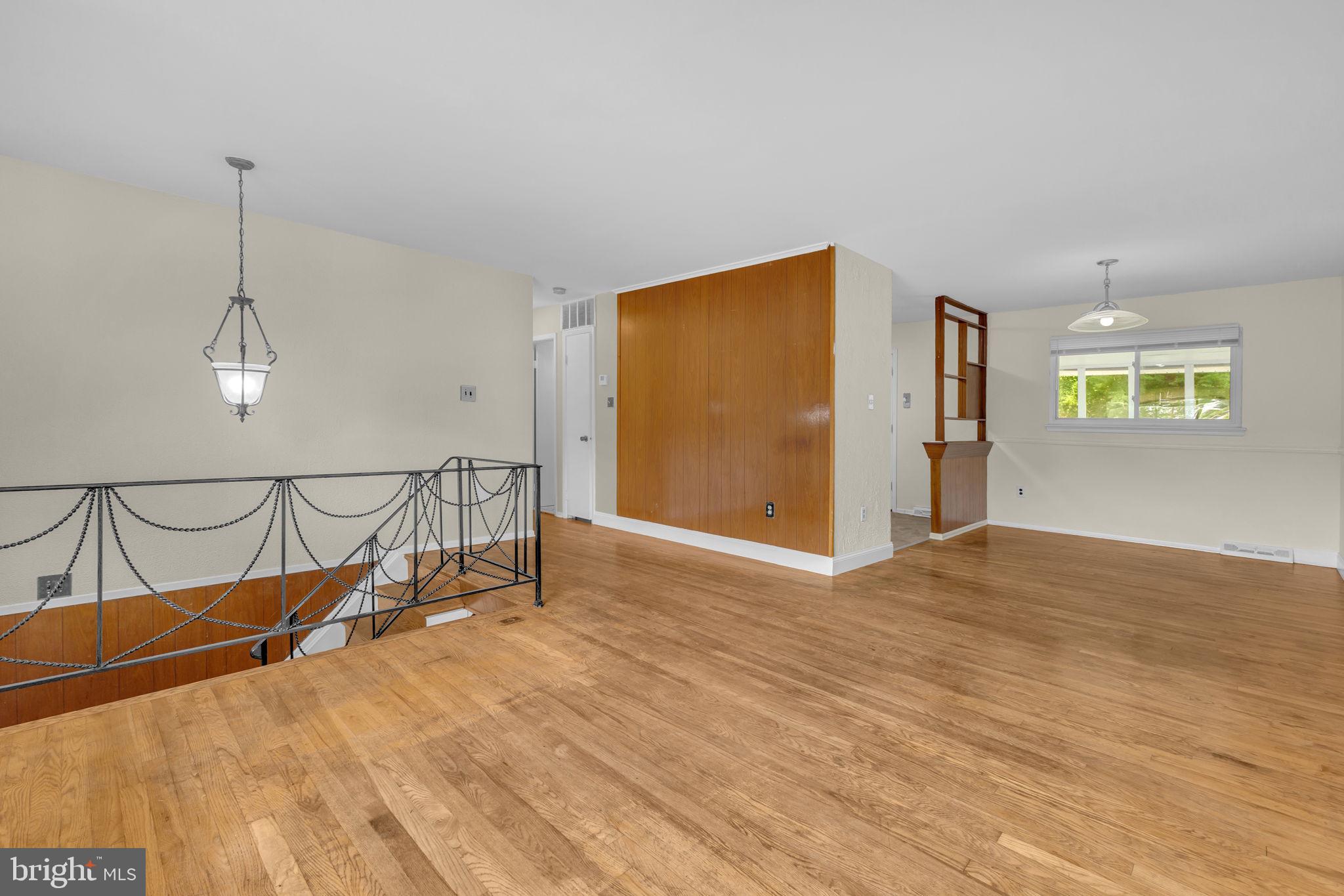 8000 DELLWOOD