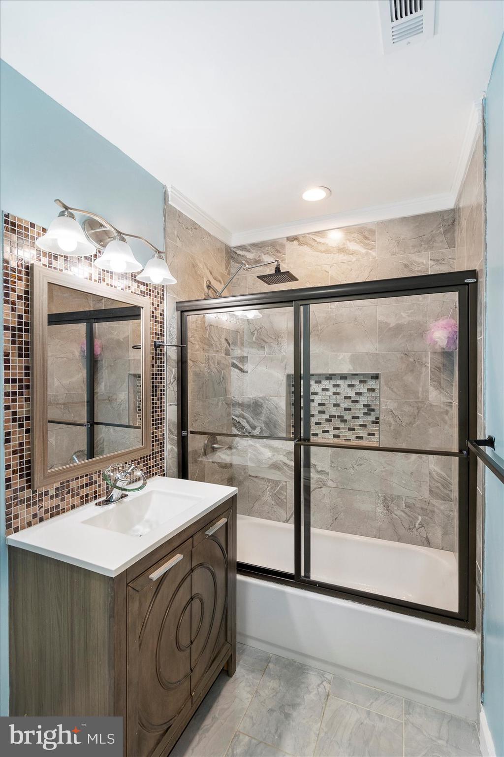 GREENSPRING - Residential
