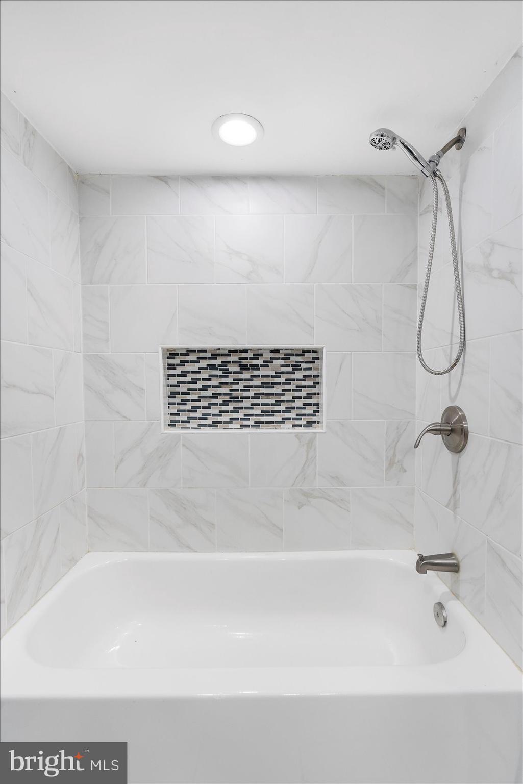 GREENSPRING - Residential