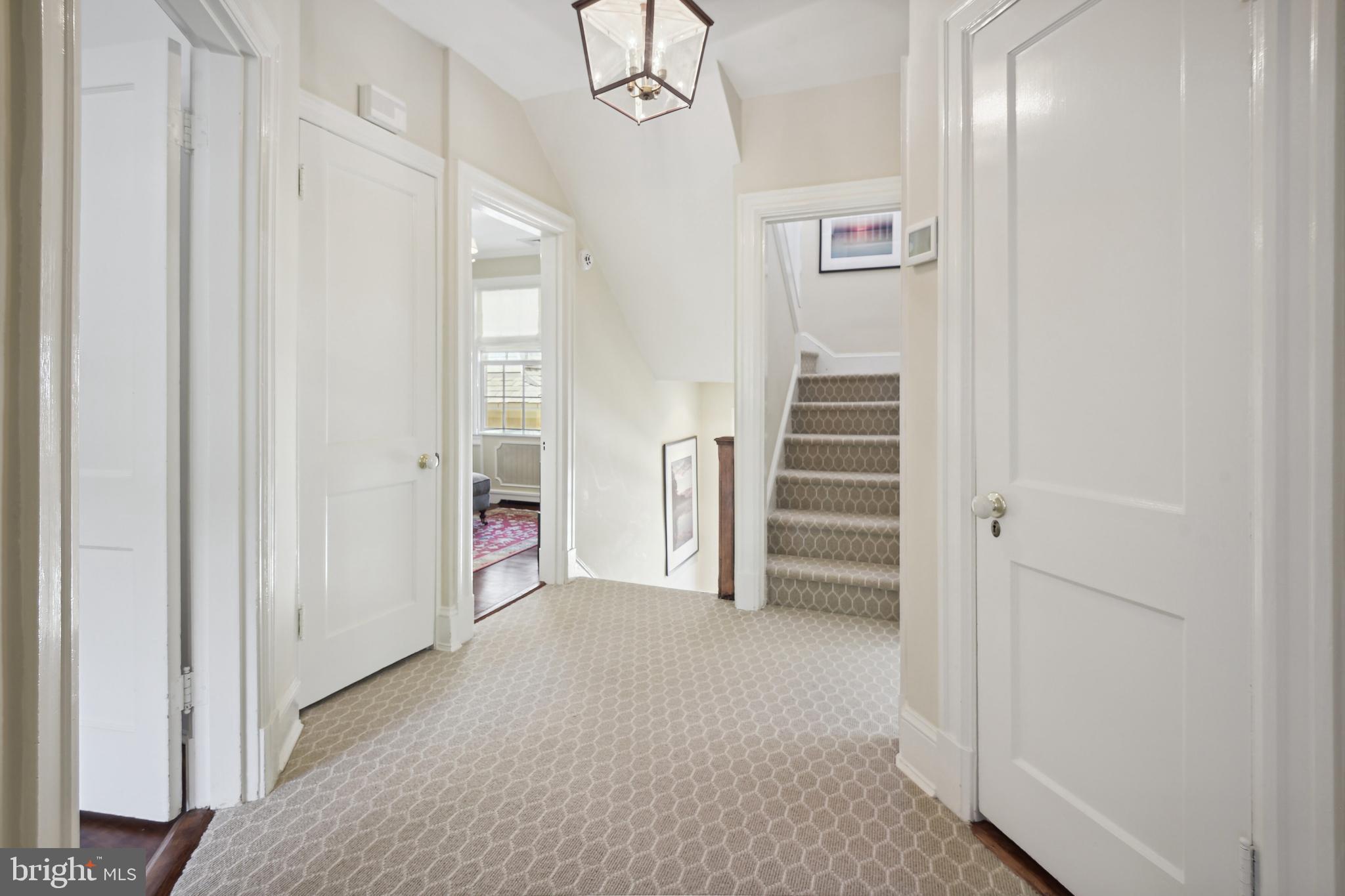 CHEVY CHASE - Residential