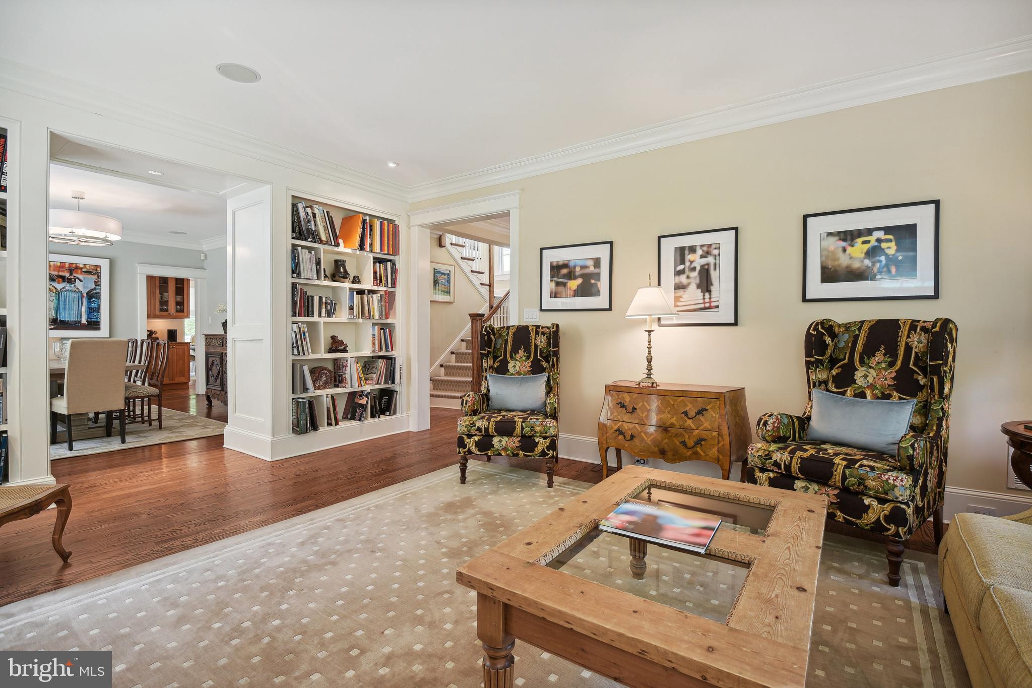 CHEVY CHASE - Residential