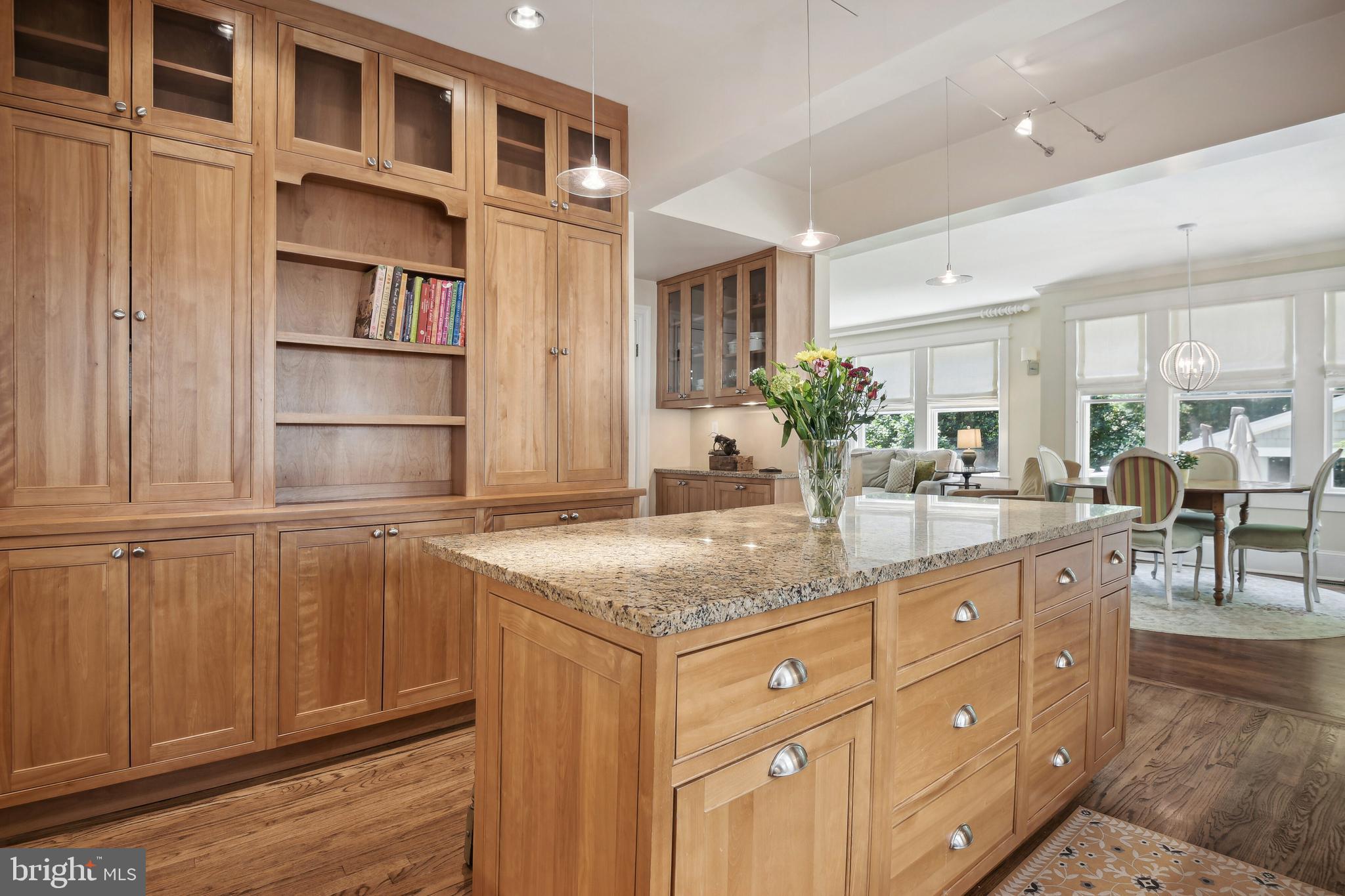 CHEVY CHASE - Residential