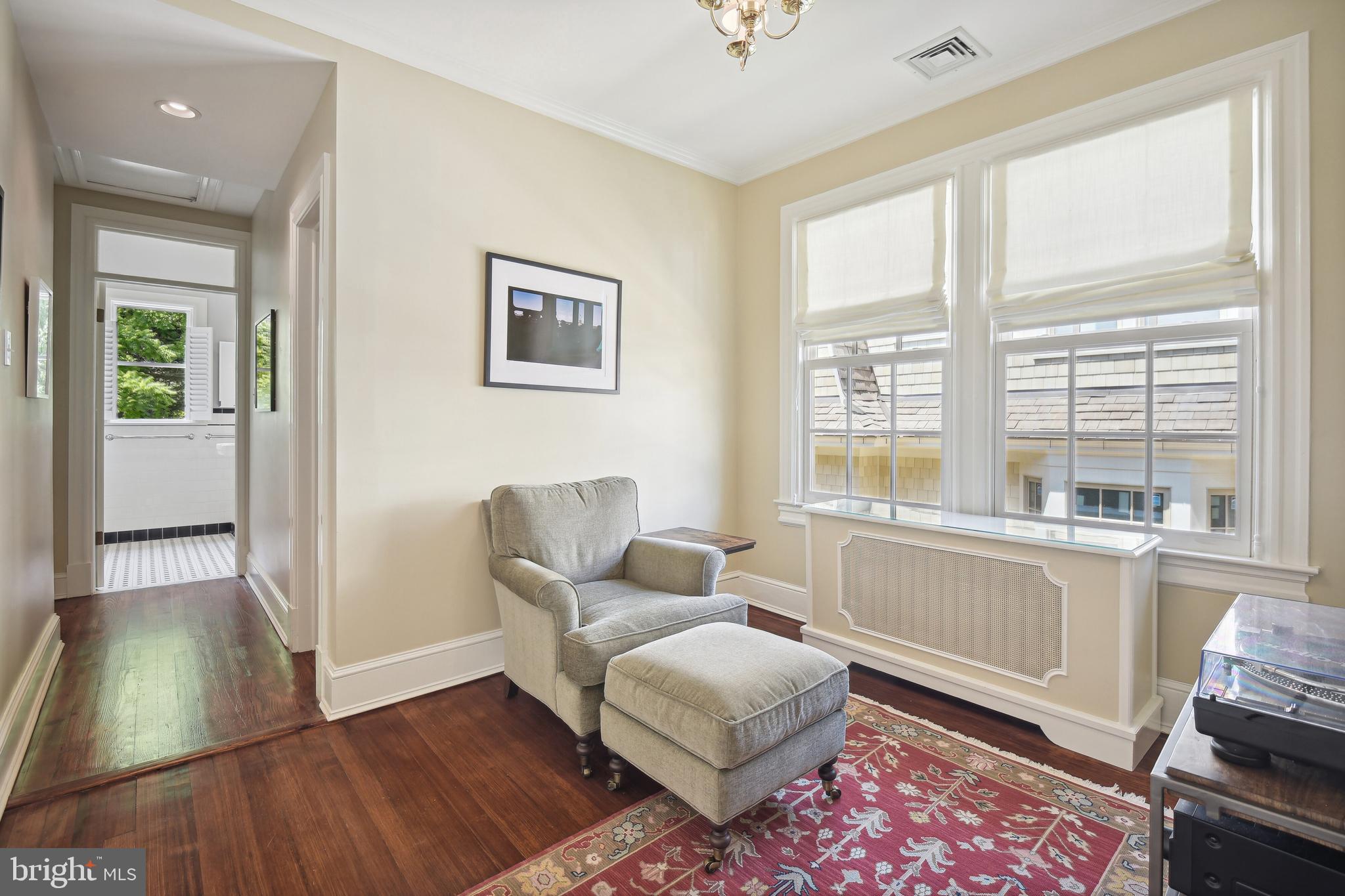 CHEVY CHASE - Residential