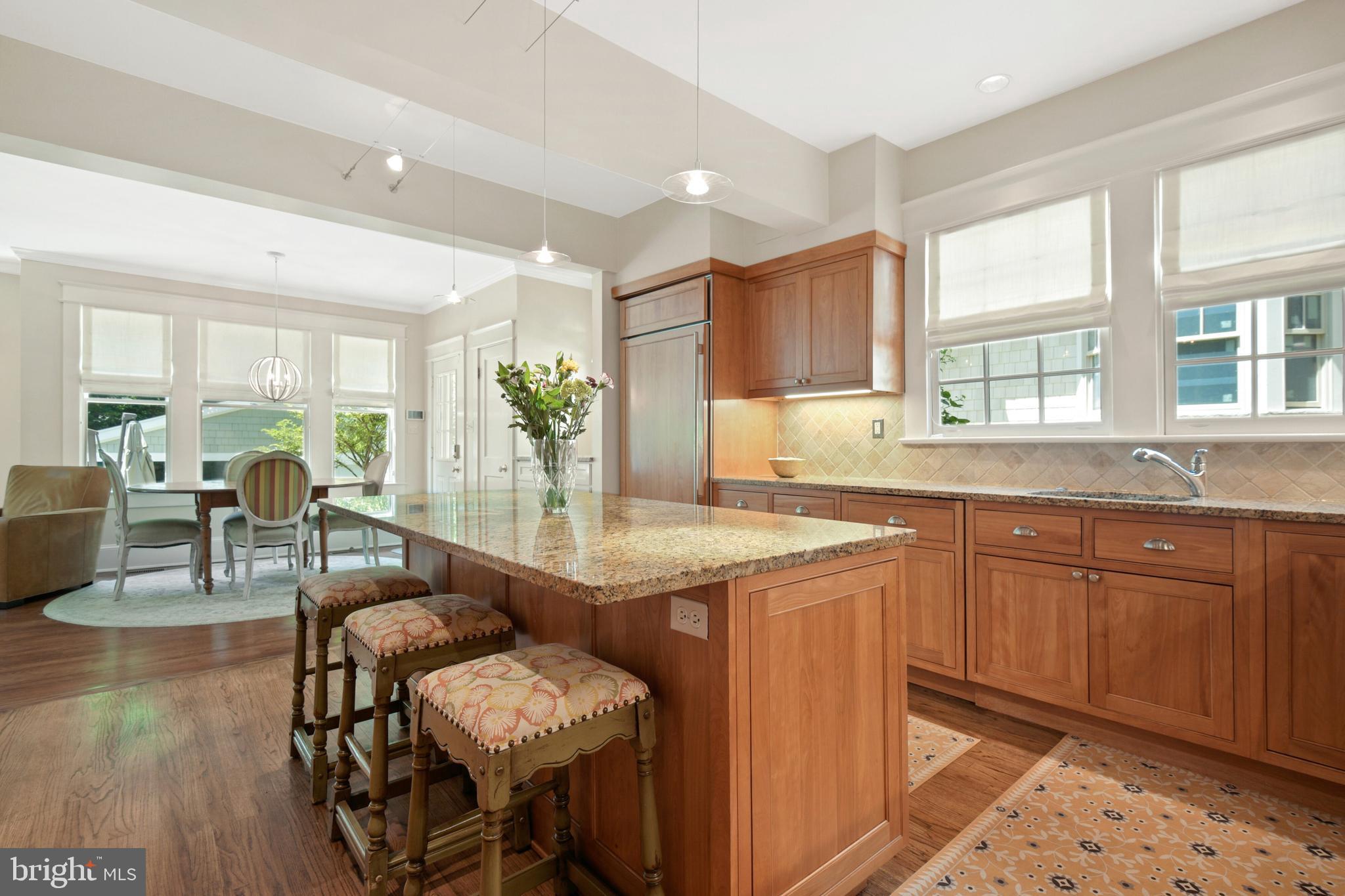 CHEVY CHASE - Residential