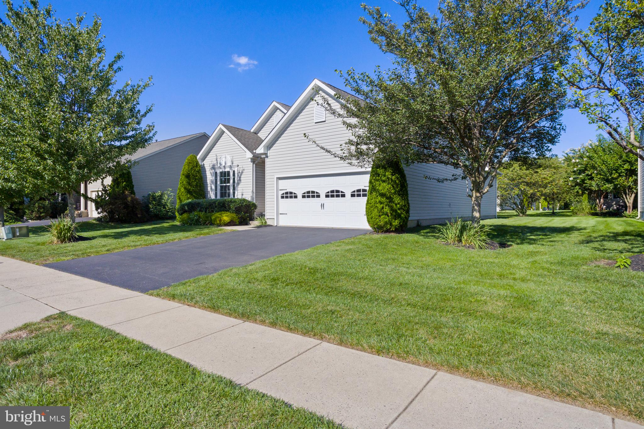 21 APPLEGATE DRIVE