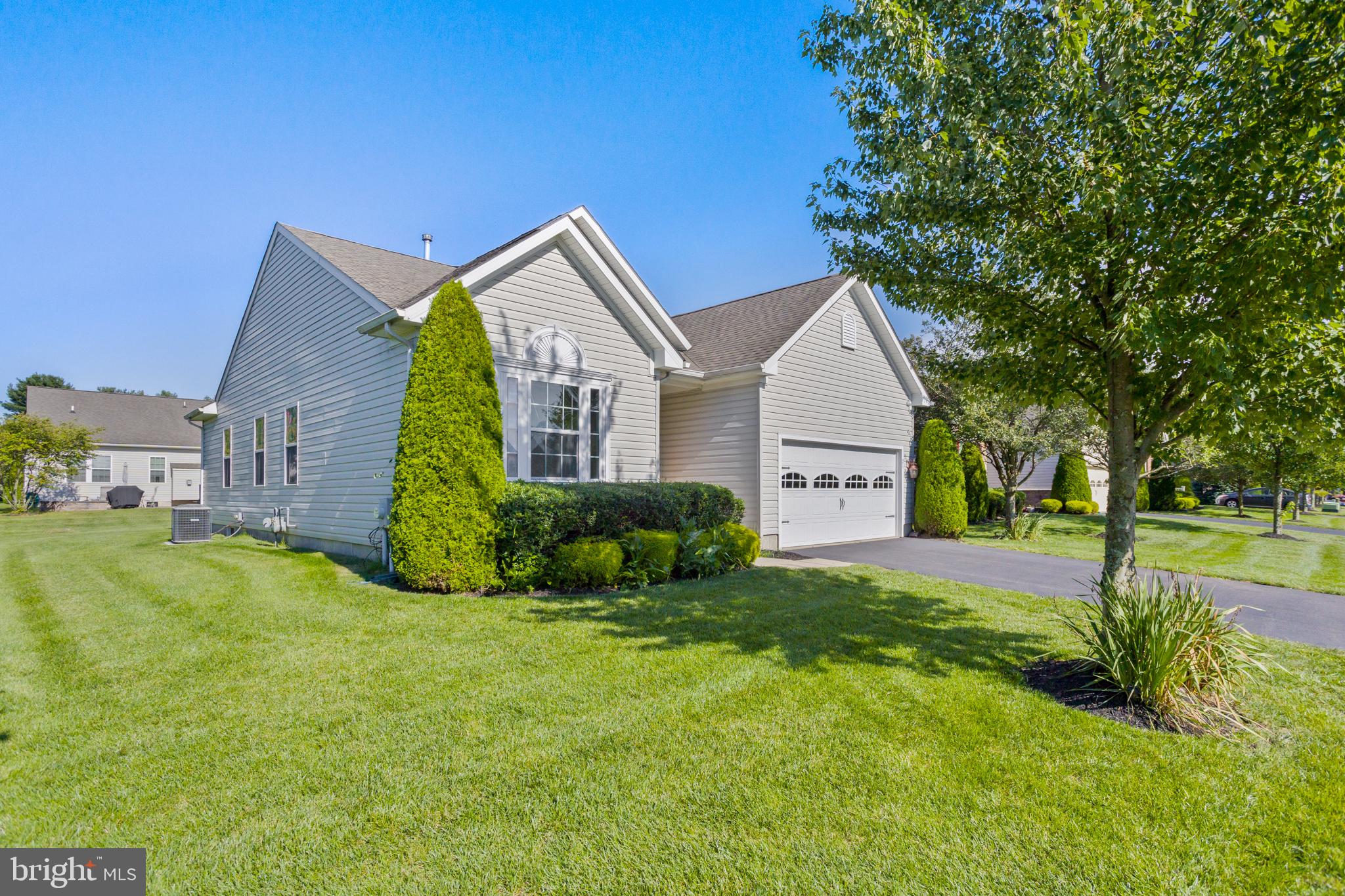 21 APPLEGATE DRIVE