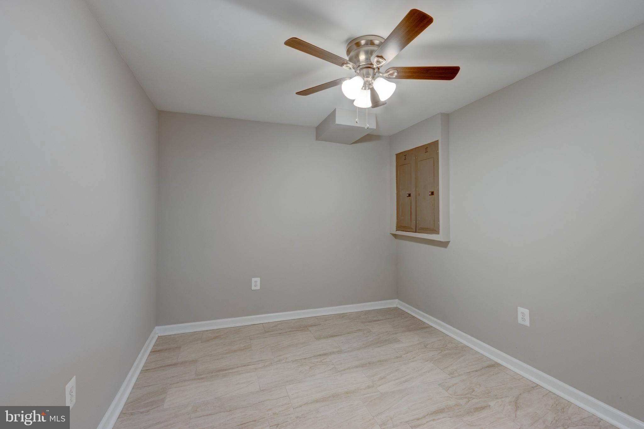 WHITE MARSH - Residential