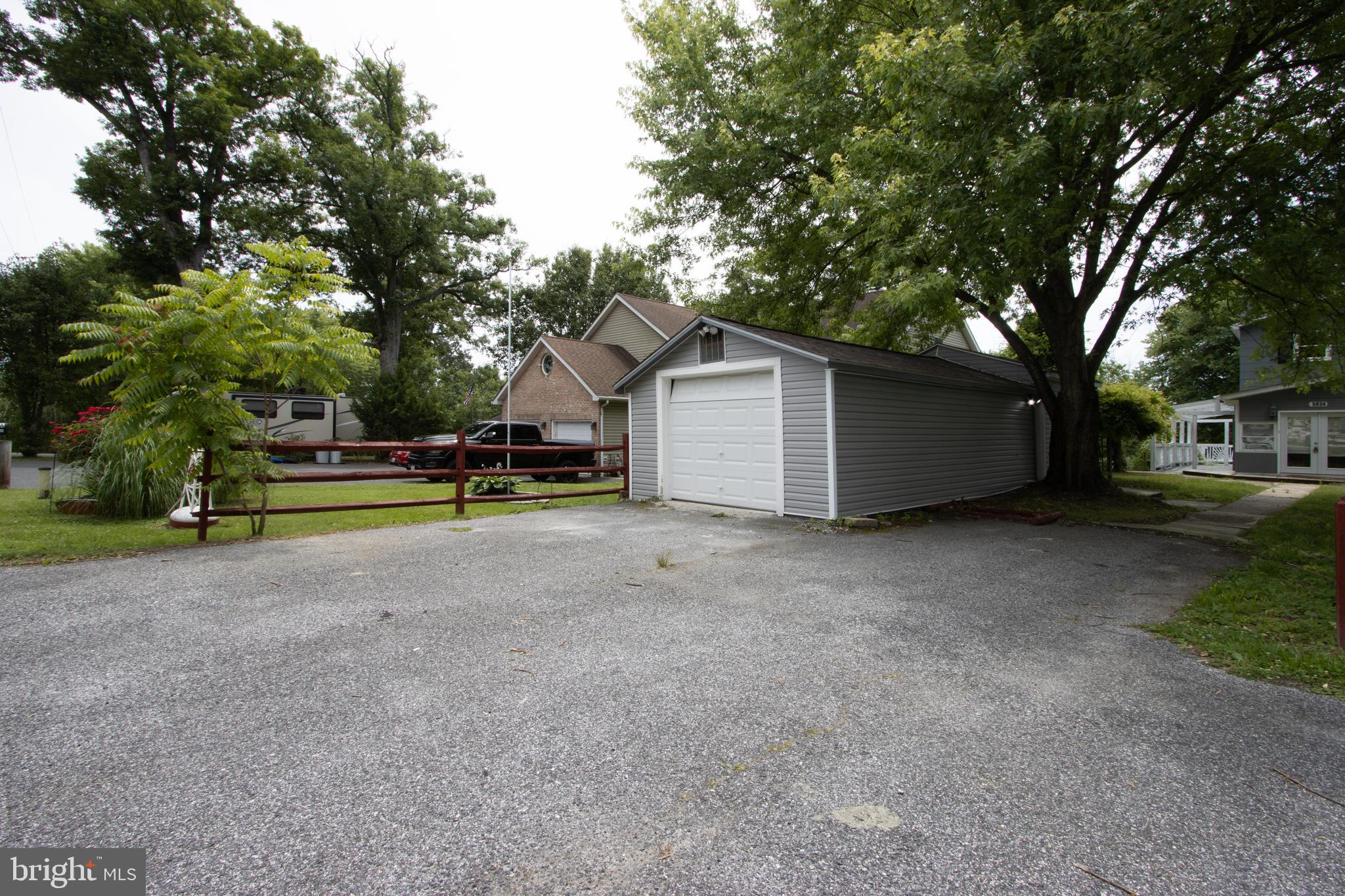 WHITE MARSH - Residential