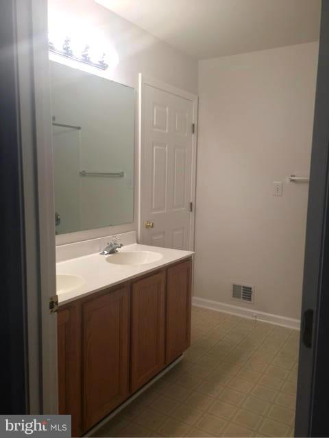 DEVILS REACH CONDOS - Residential Lease