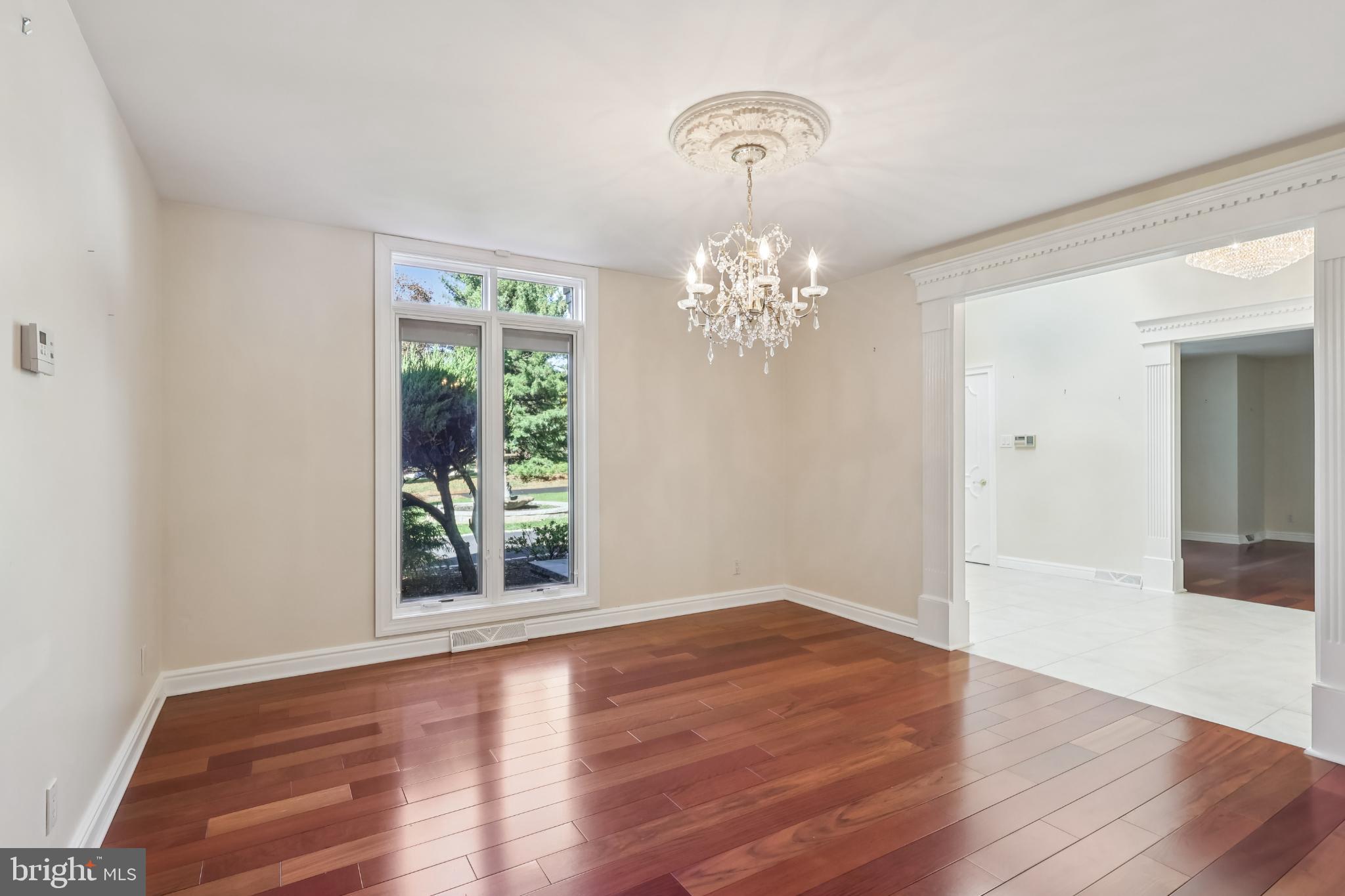 ROBIN HOOD - Residential