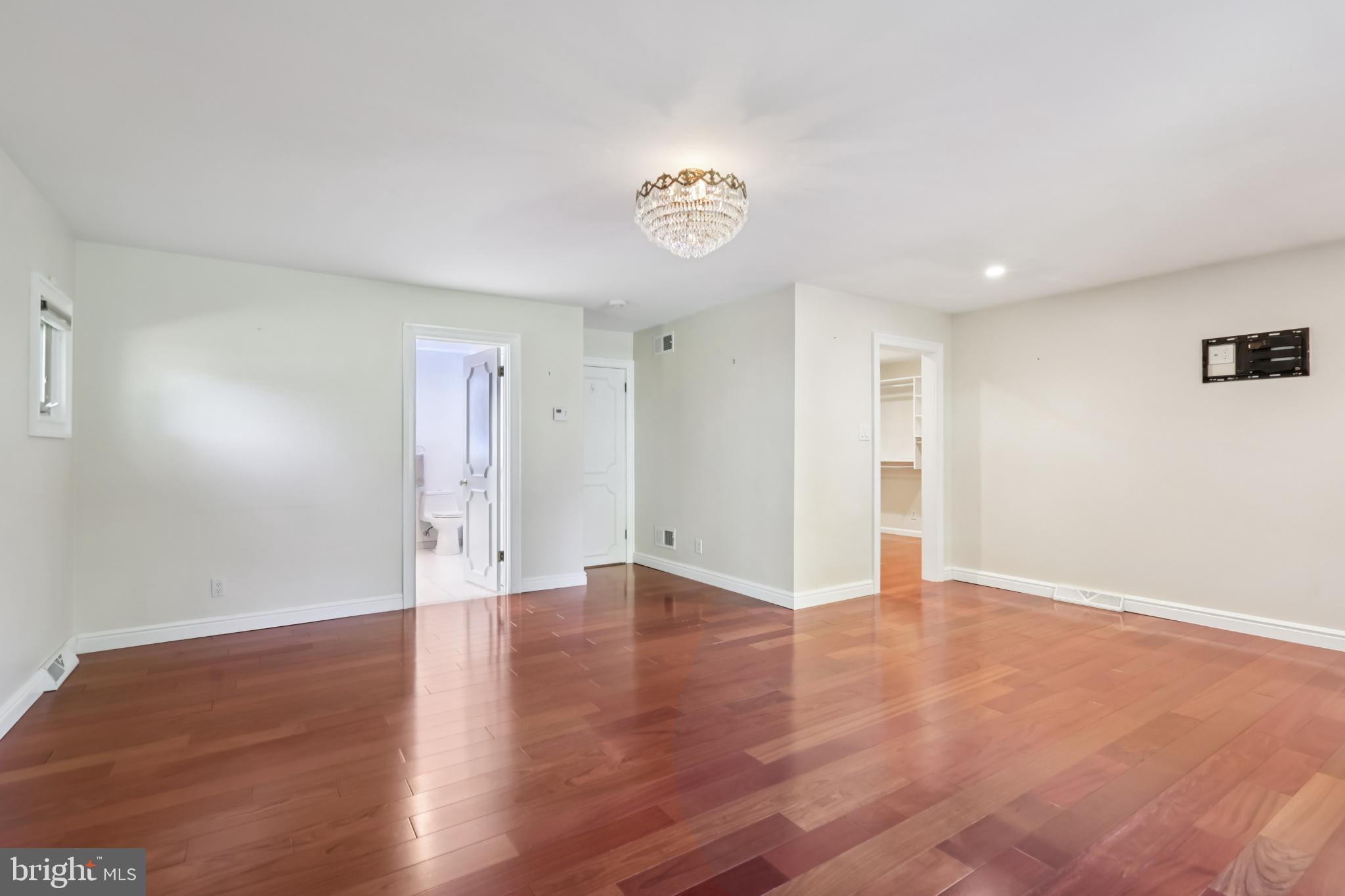 ROBIN HOOD - Residential